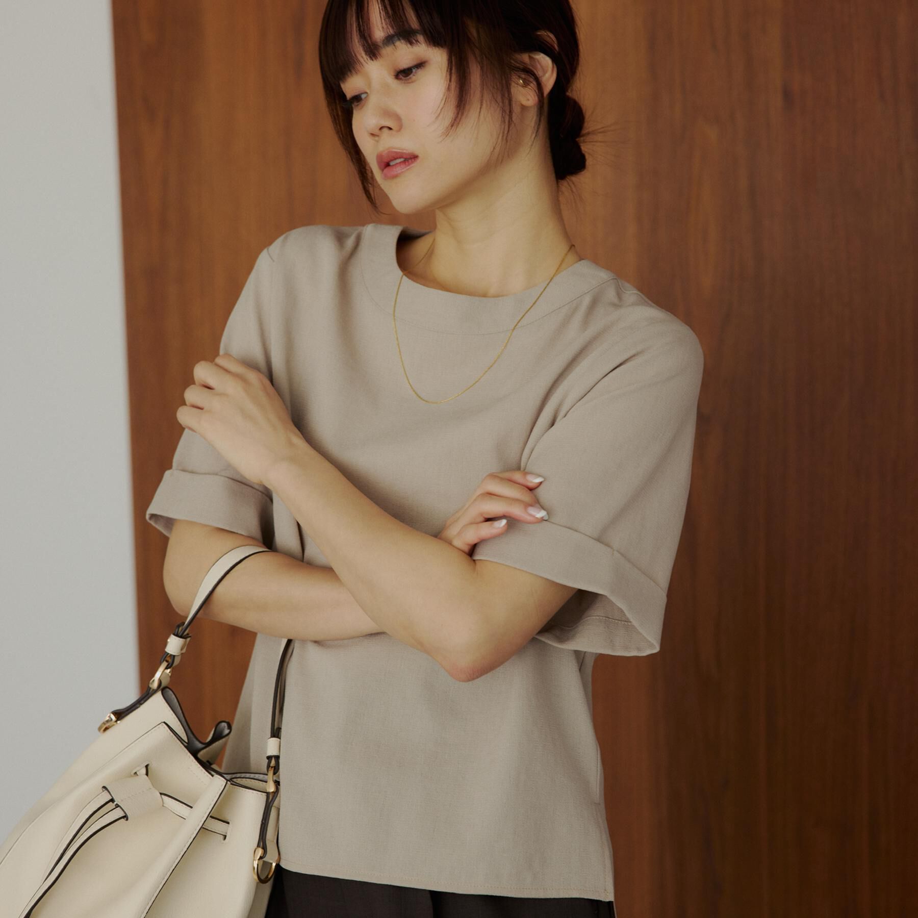 THE SHOP TK「【M-XL/二の腕カバー】さらり麻調メッシュ5分袖ブラウス」|シャツ・ブラウス|