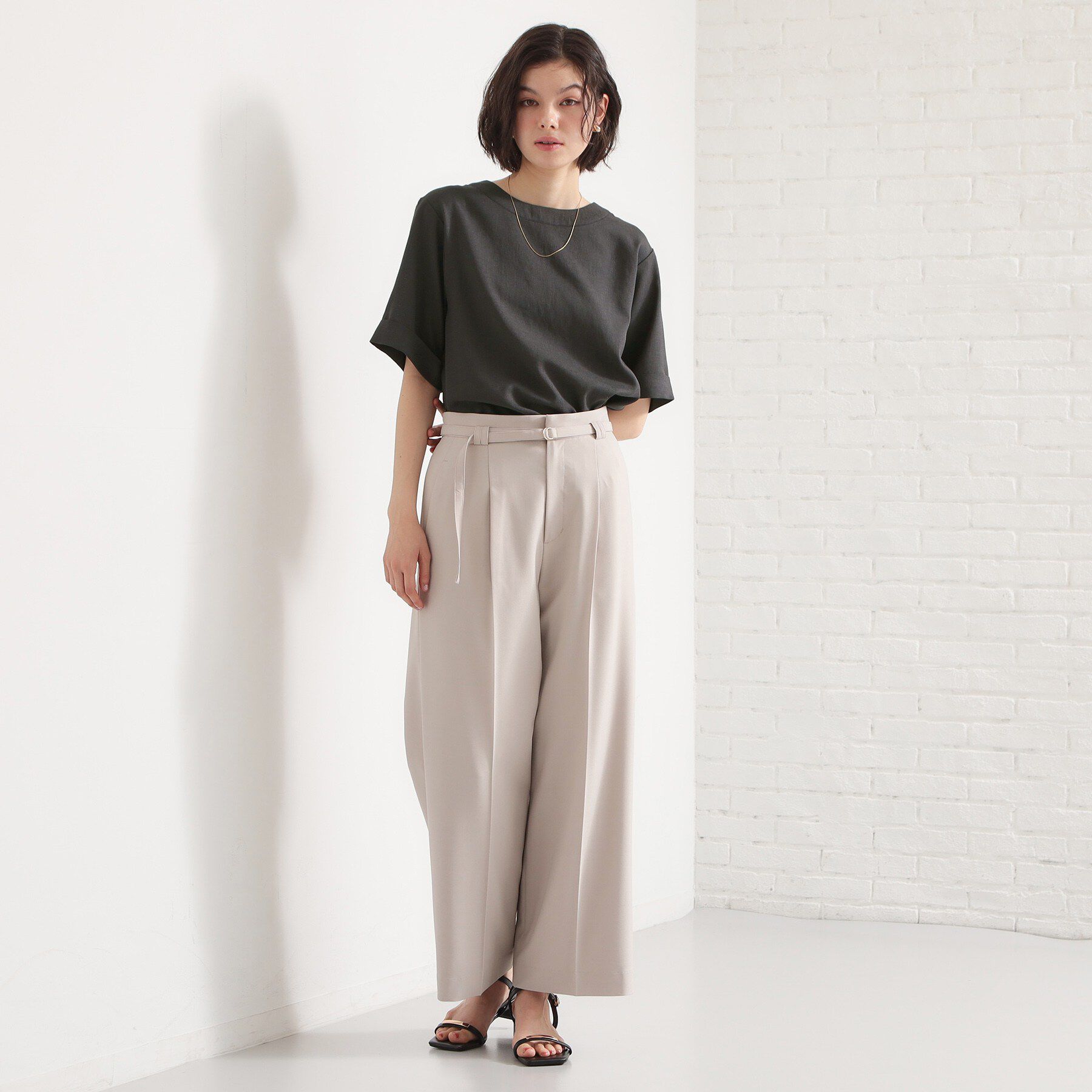 THE SHOP TK「【M-XL/二の腕カバー】さらり麻調メッシュ5分袖ブラウス」|シャツ・ブラウス|