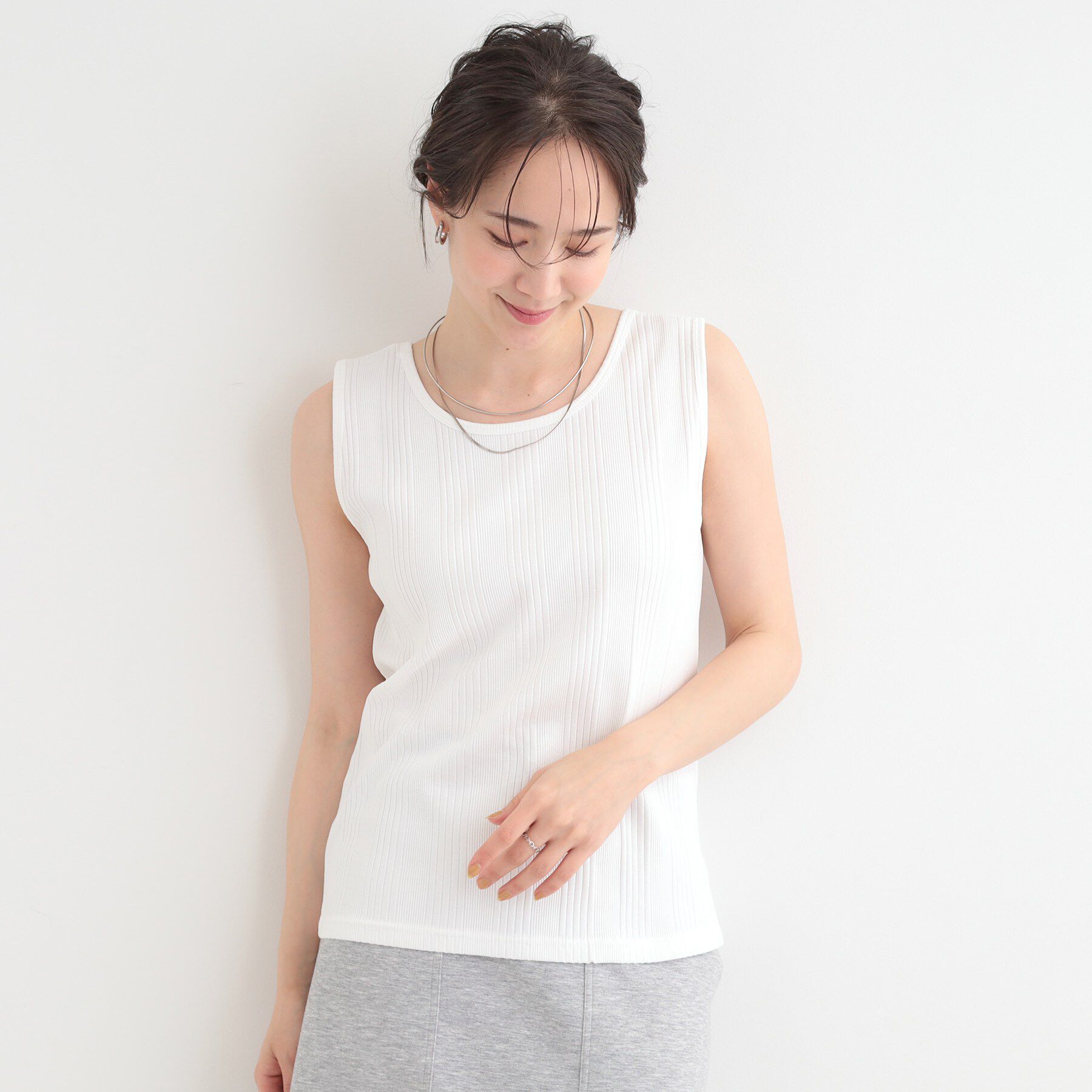 SHOO･LA･RUE「【前後2WAY/洗濯機可/S-LL】スクエアネックで小顔効果 ランダムテレコタンクトップ」|キャミソール|