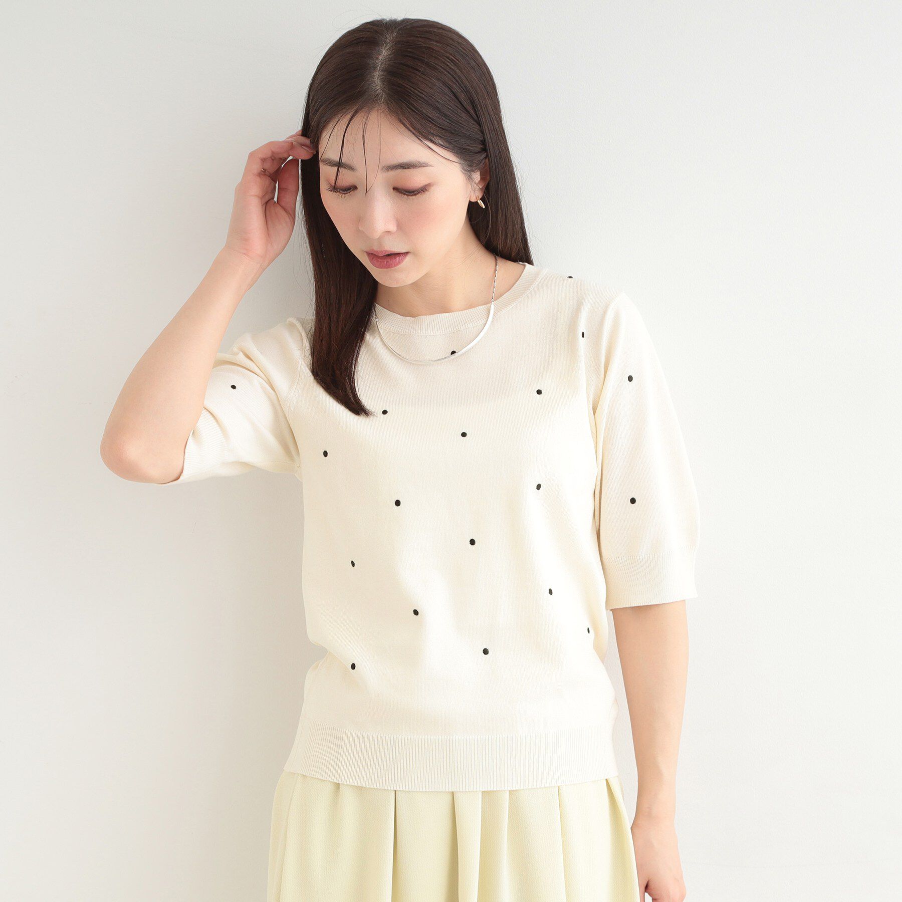 SHOO･LA･RUE「【S-LL/二の腕カバー】品よく隠せる ドット刺繍5分袖ニット」|ニット・セーター|