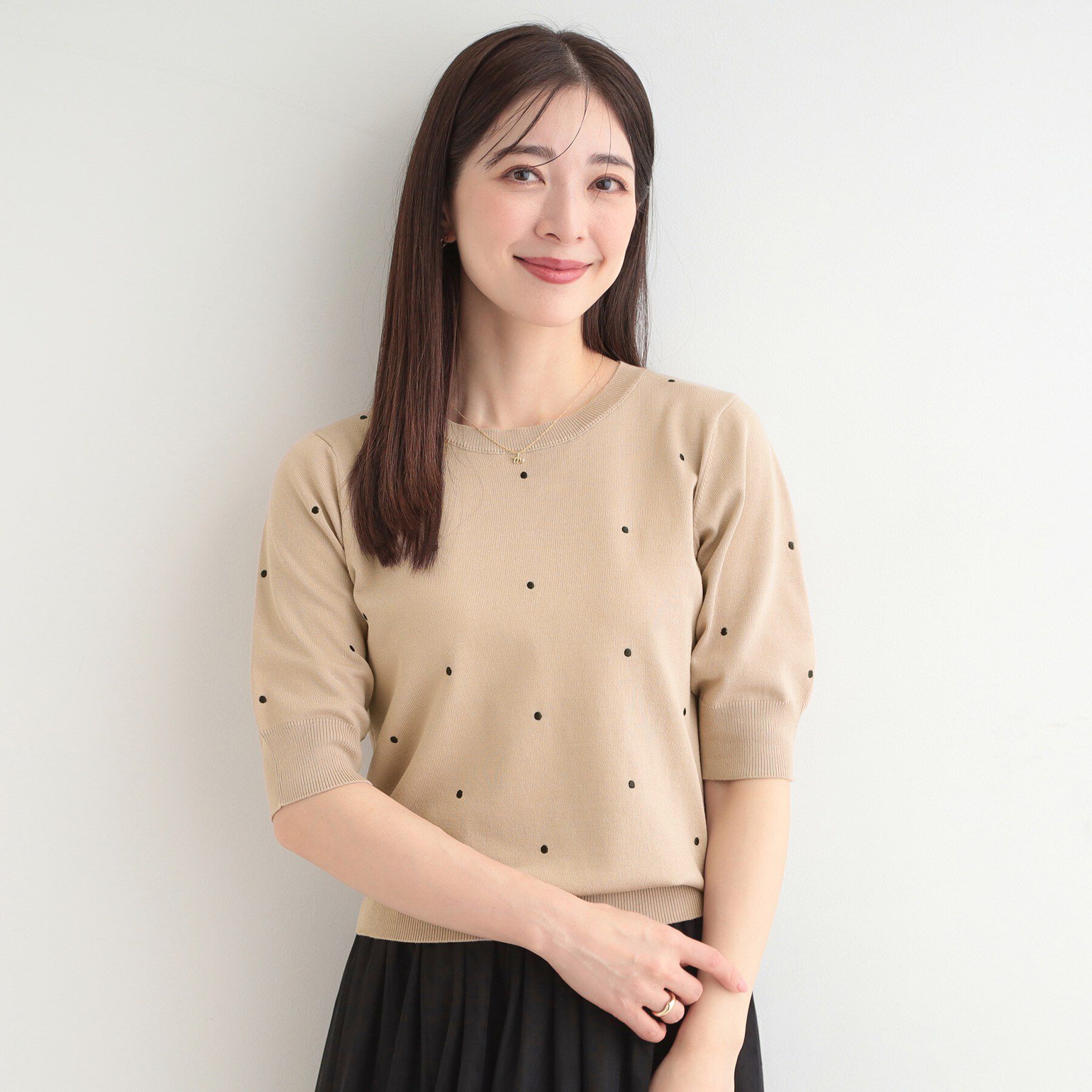 SHOO･LA･RUE「【S-LL/二の腕カバー】品よく隠せる ドット刺繍5分袖ニット」|ニット・セーター|