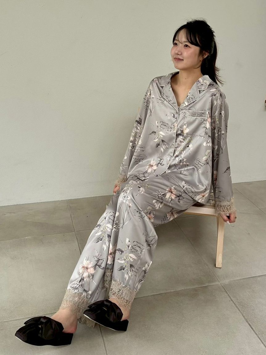 SNIDEL HOME「サテンレースプリントロングパンツ」|ルームウェア|