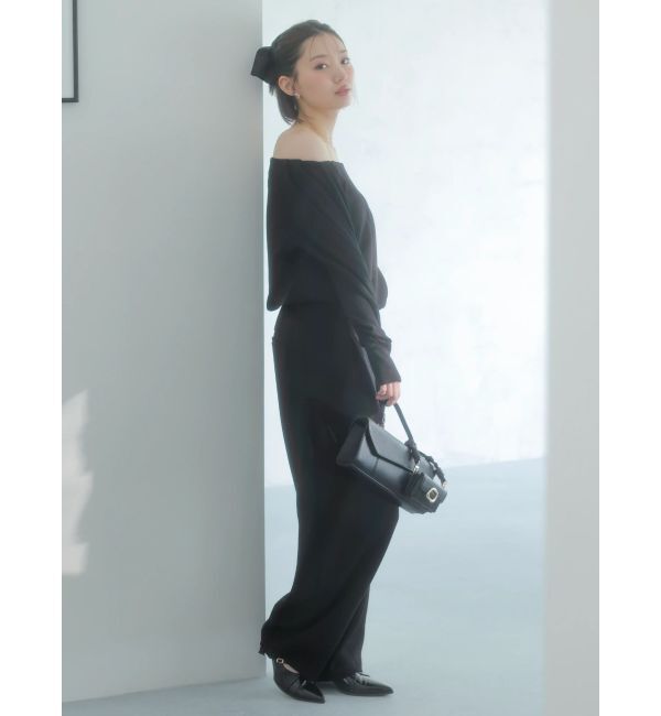 dazzlin「【吉田朱里】タックスリーブオフショルスウェット ※BLACK WEB限定カラー」|スウェット・ジャージ|
