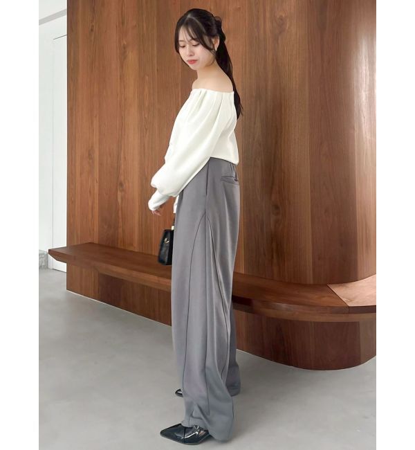 dazzlin「【吉田朱里】タックスリーブオフショルスウェット ※BLACK WEB限定カラー」|スウェット・ジャージ|