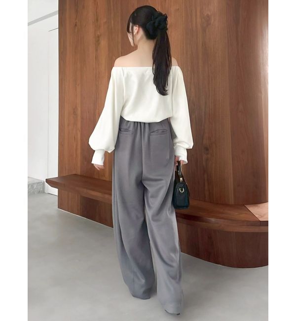 dazzlin「【吉田朱里】タックスリーブオフショルスウェット ※BLACK WEB限定カラー」|スウェット・ジャージ|