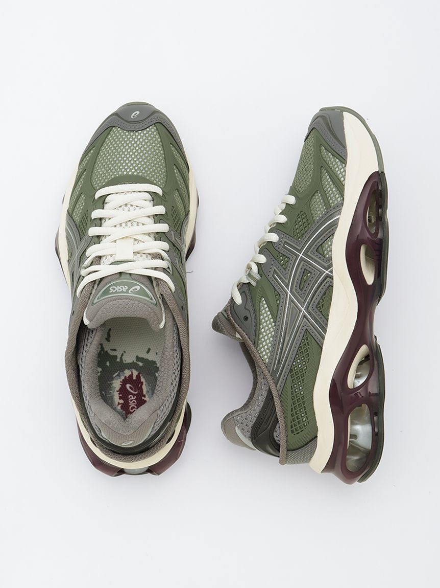  「【ASICS】GEL-KINETIC 2.0」|スニーカー|