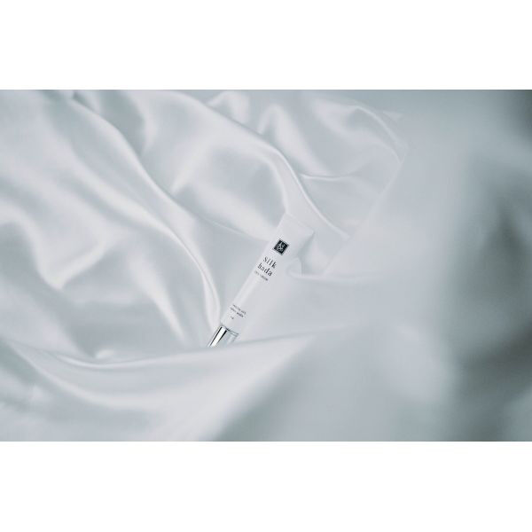  「Silk hada フェイスクリーム (20g)」|美容液・オイル・クリーム|