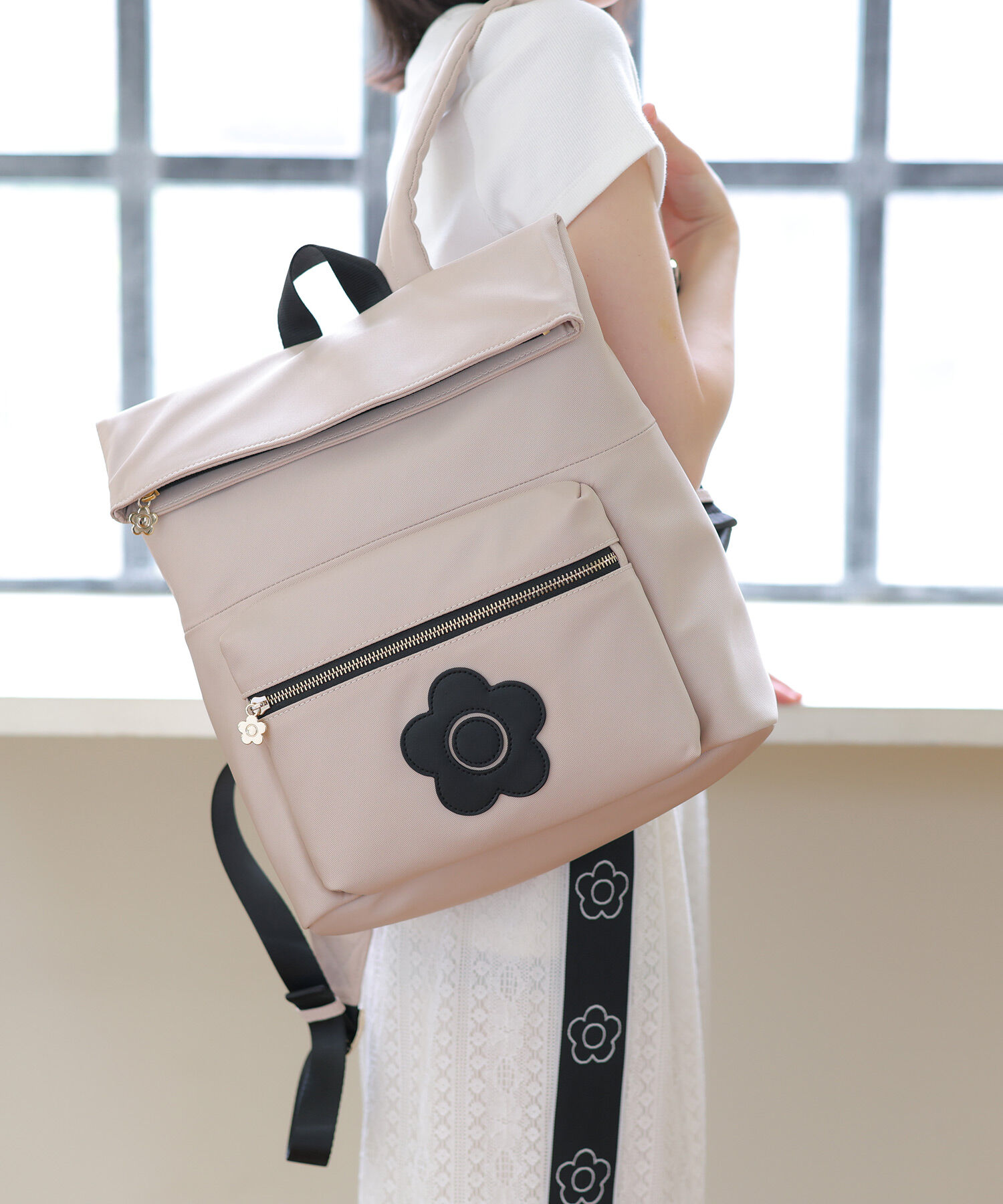 MARY QUANT「デイジーパッチツイル リュック」|リュック|