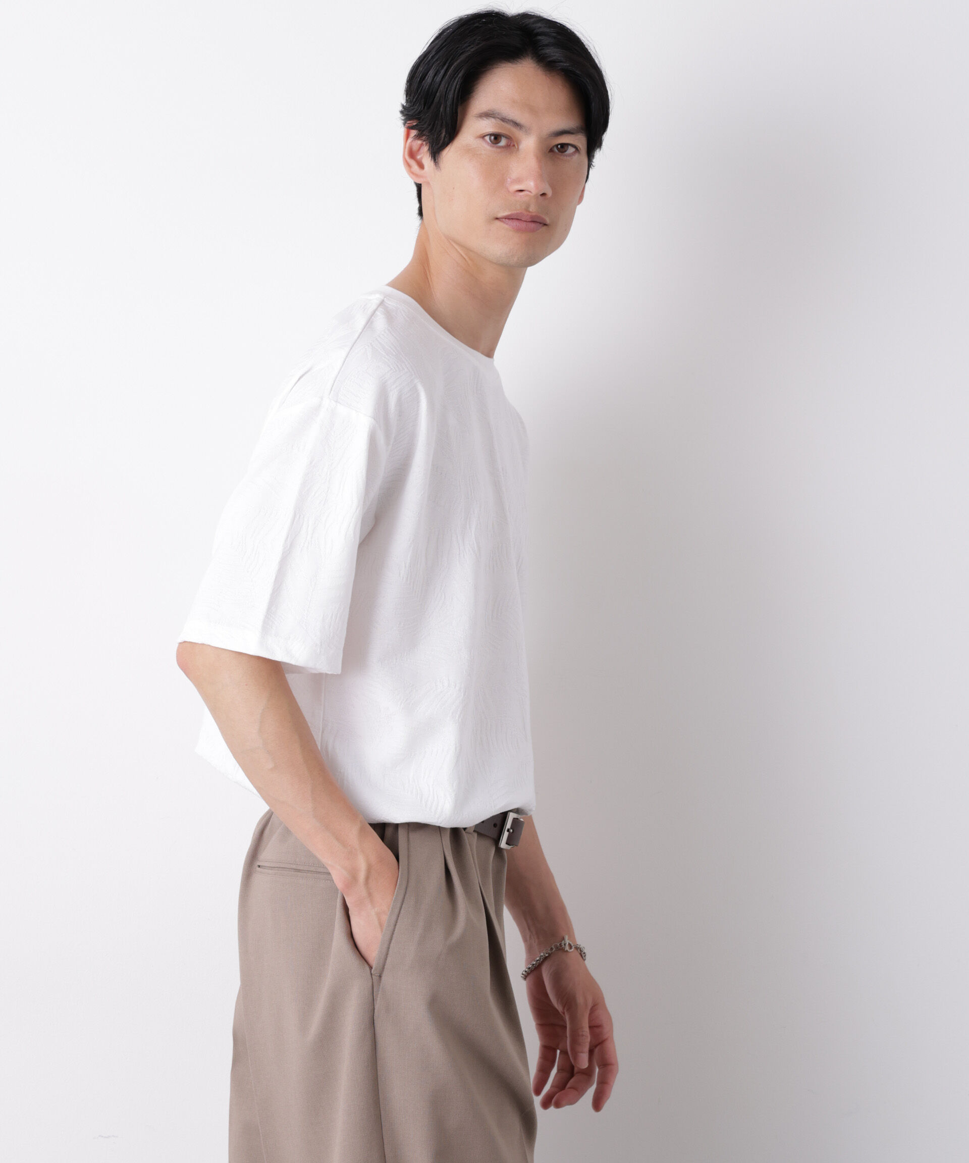 NANO universe「リンクスジャガードリーフ柄Tシャツ」|Tシャツ・カットソー|