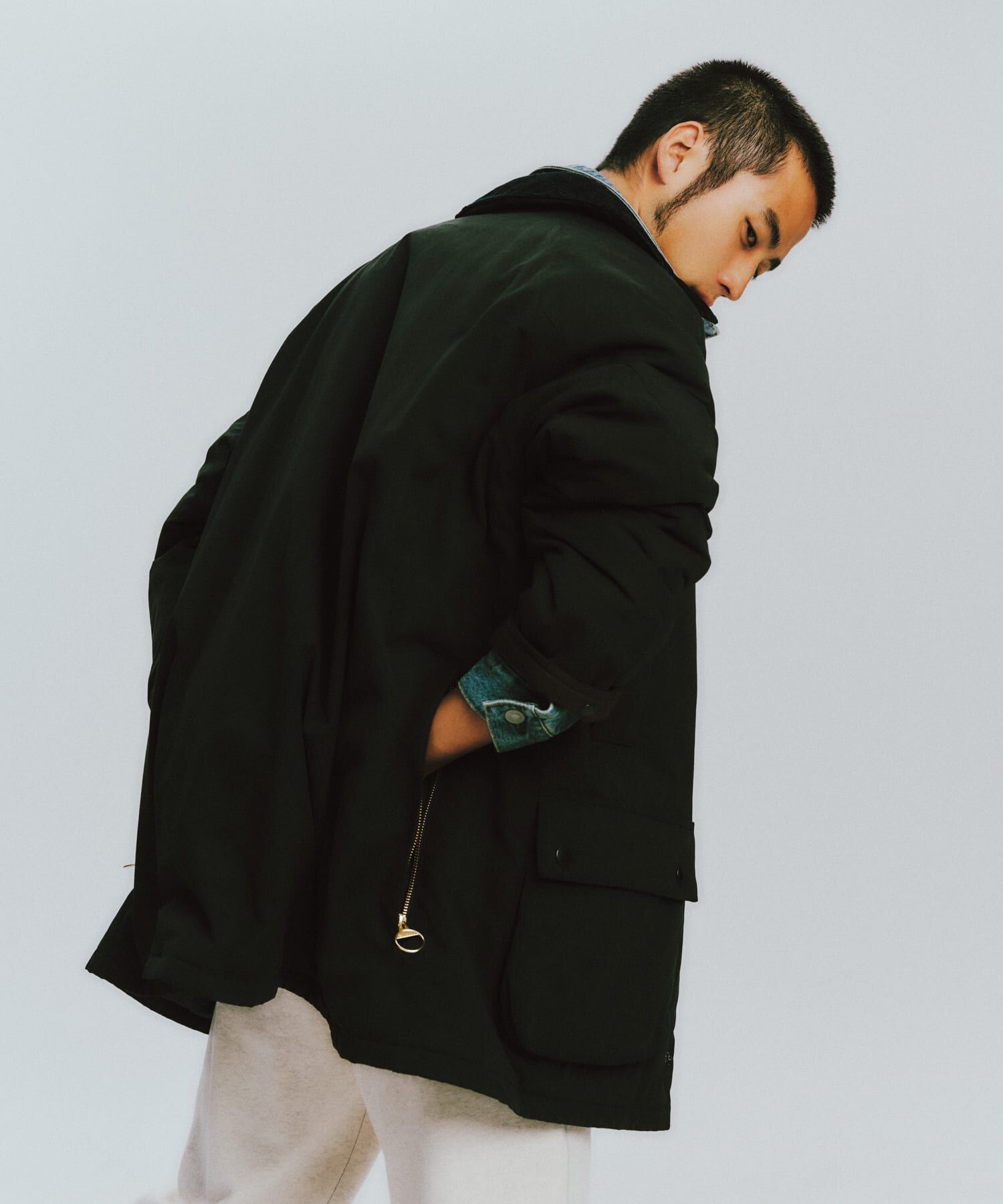 URBAN RESEARCH「『別注』Barbour / URBAN RESEARCH　PADDED OS BEAUFORT」|ノーカラーコート|
