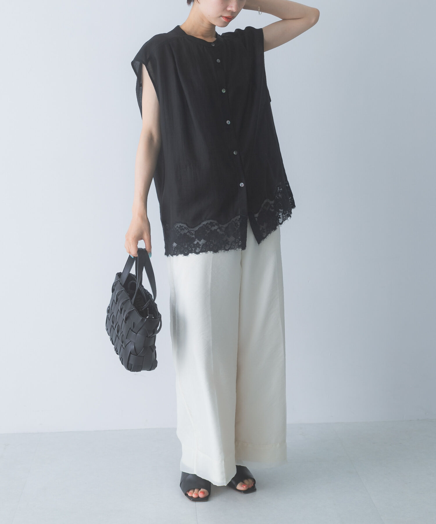 URBAN RESEARCH ROSSO「CHIGNON　レースシアーフレンチブラウス」|シャツ・ブラウス|