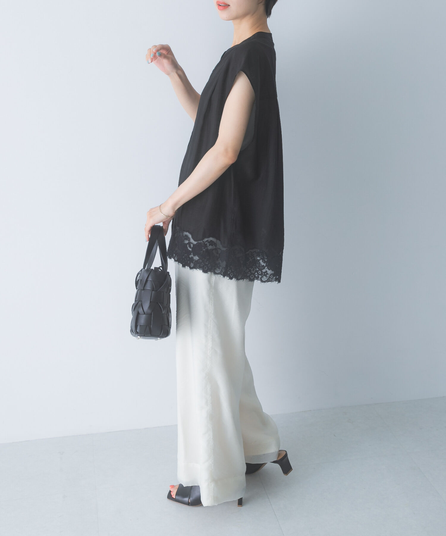URBAN RESEARCH ROSSO「CHIGNON　レースシアーフレンチブラウス」|シャツ・ブラウス|