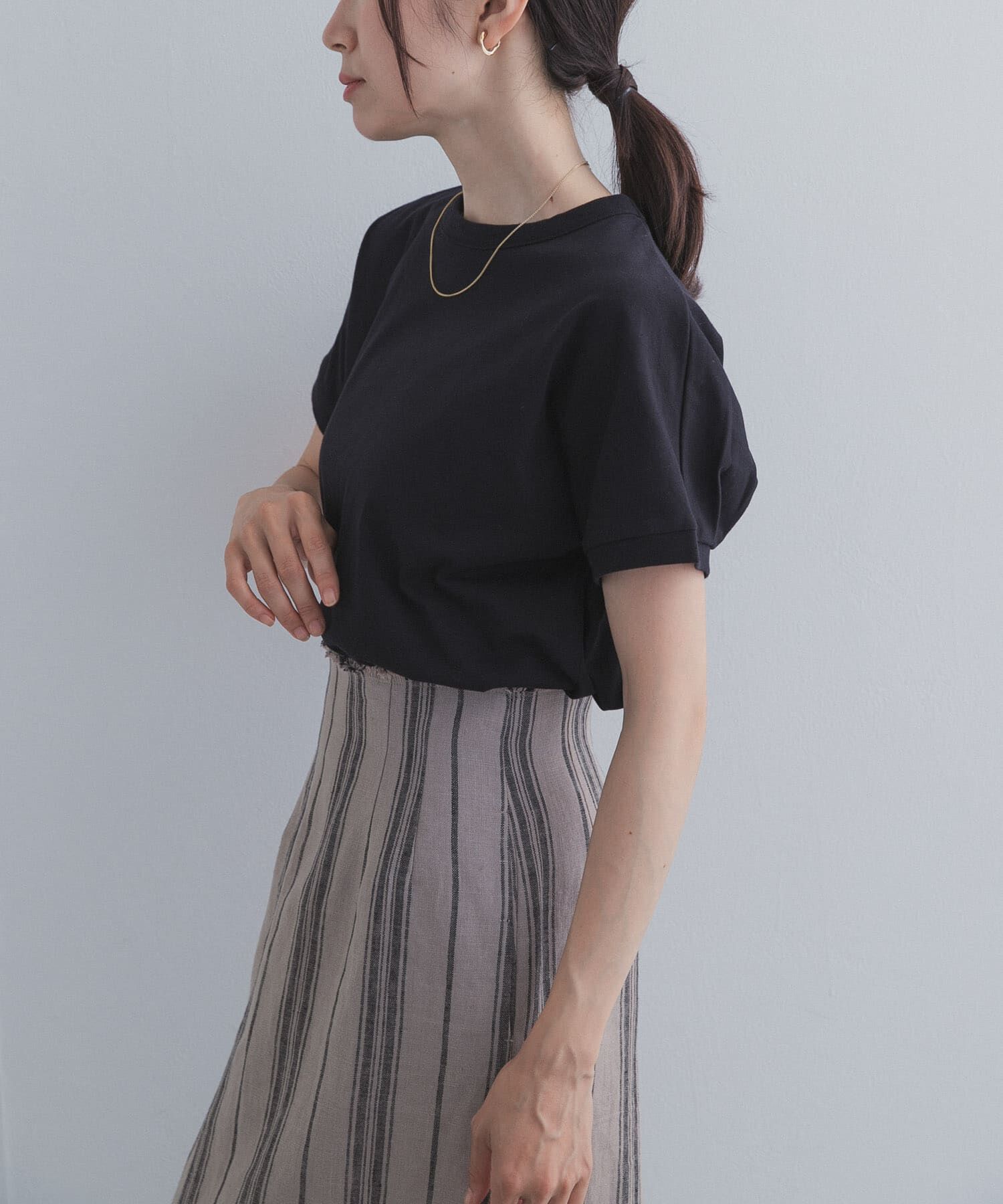 URBAN RESEARCH DOORS「『UR TECH ひやサラクール』バックポイントタックプルオーバー」|Tシャツ・カットソー|