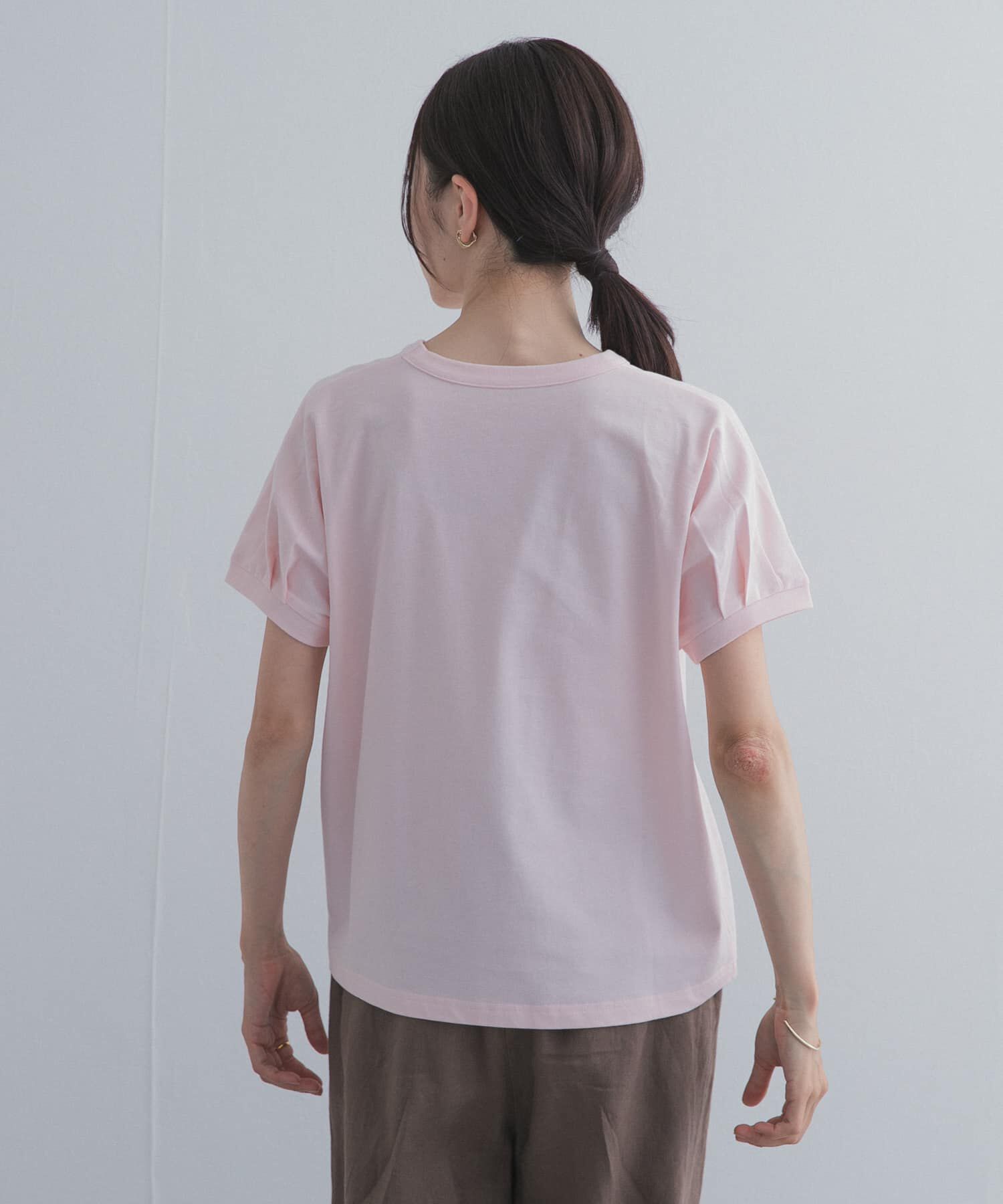 URBAN RESEARCH DOORS「『UR TECH ひやサラクール』バックポイントタックプルオーバー」|Tシャツ・カットソー|