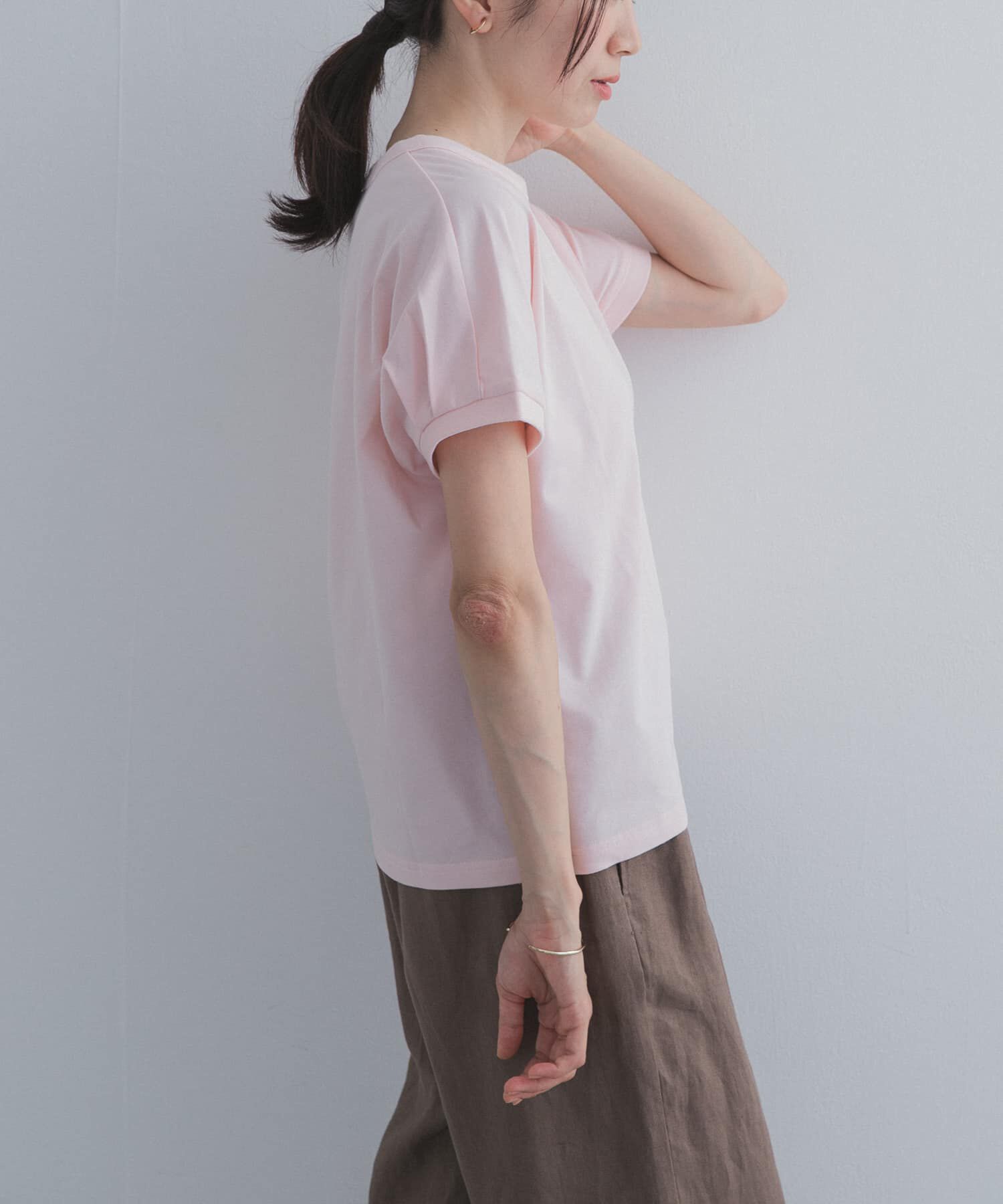 URBAN RESEARCH DOORS「『UR TECH ひやサラクール』バックポイントタックプルオーバー」|Tシャツ・カットソー|