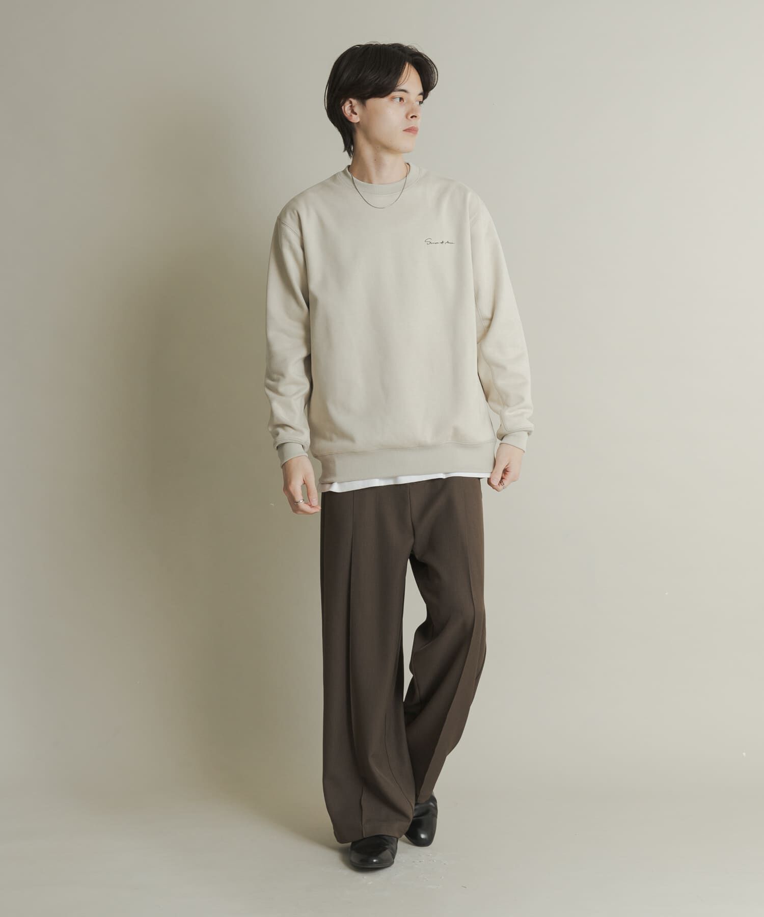 SENSE OF PLACE by URBAN RESEARCH「『ユニセックス』シシュウフェイクスエードクルーネックスウェット」|スウェット・ジャージ|