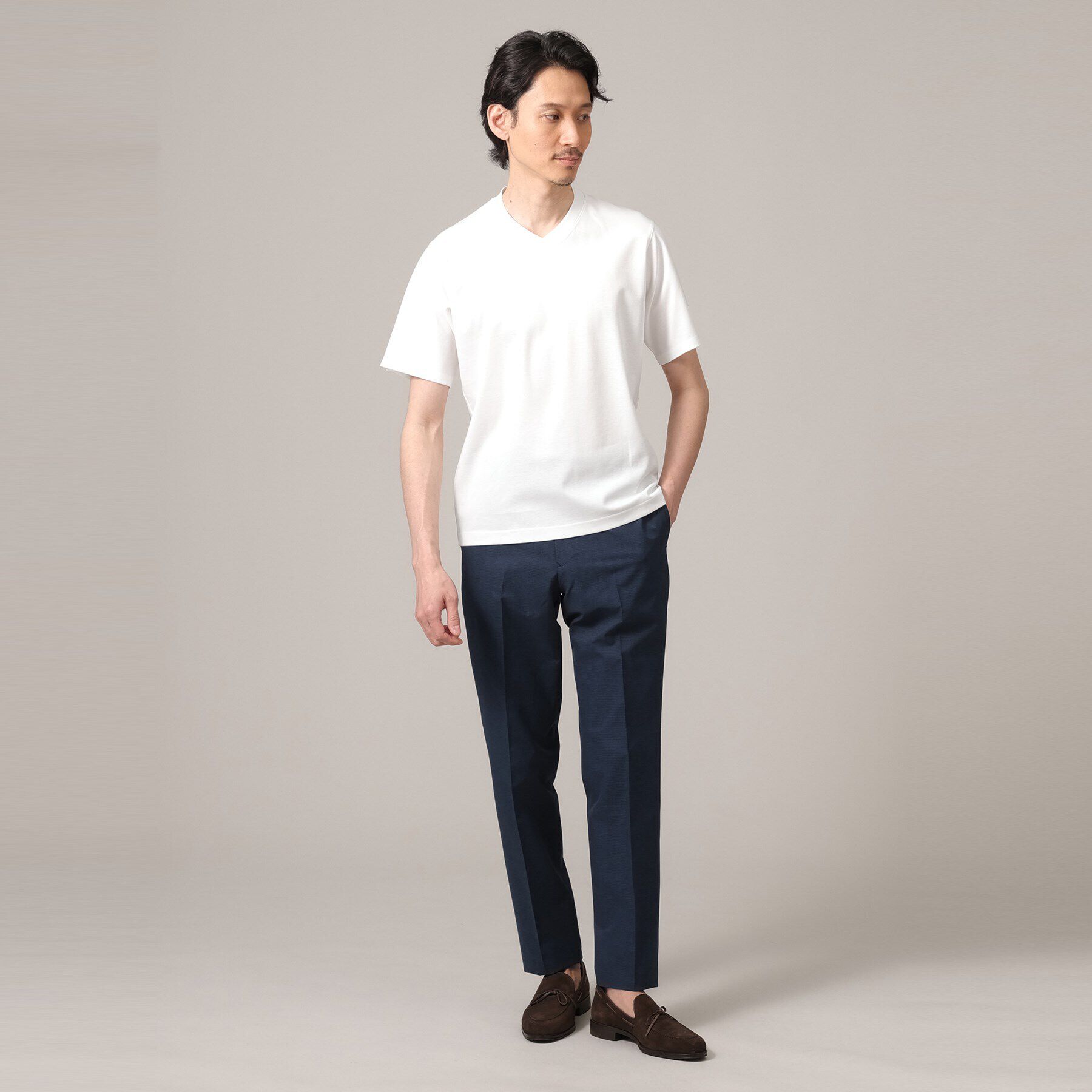 TAKEO KIKUCHI「【抗菌防臭】ジャケットインナー 半袖 Vカットソー」|Tシャツ・カットソー|