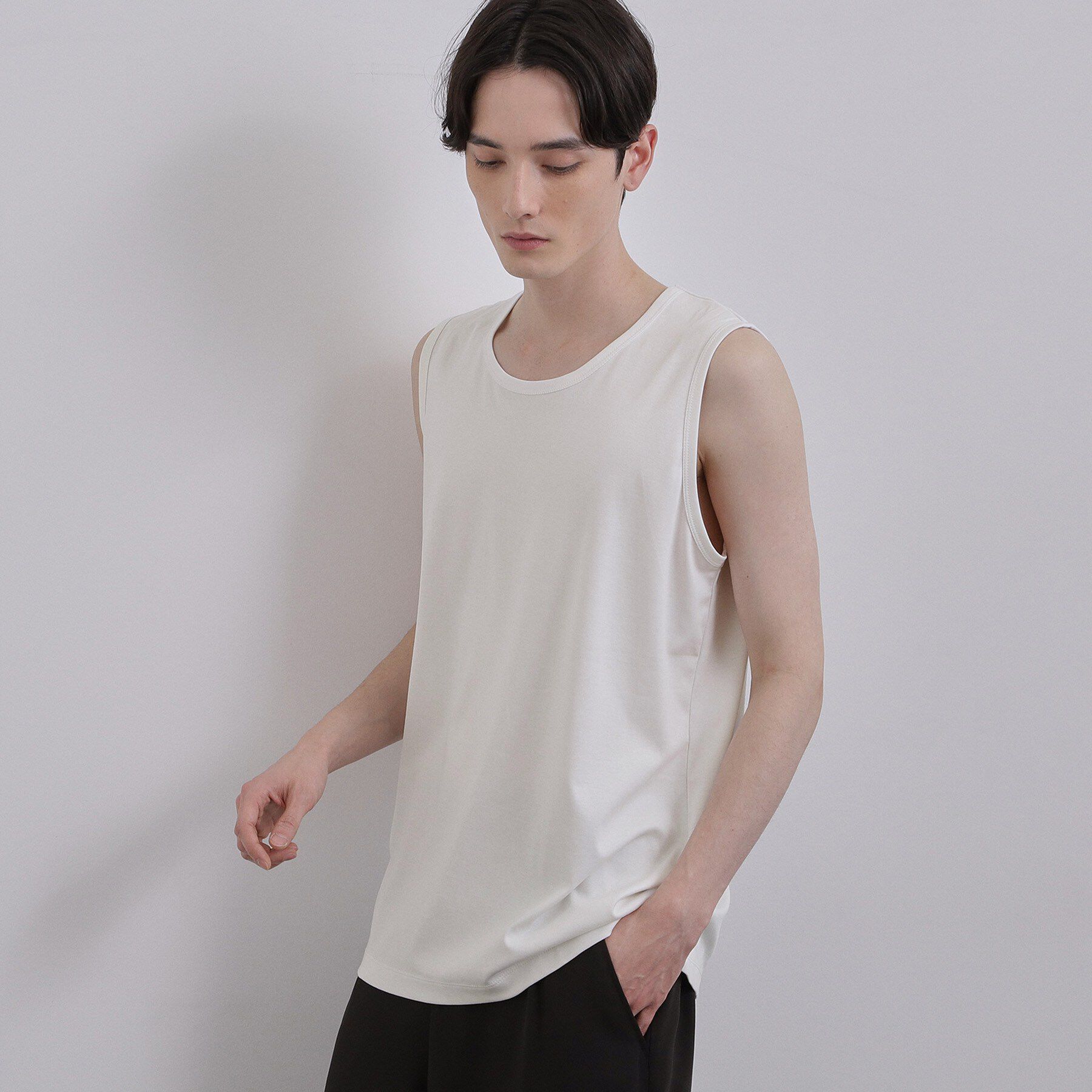 tk.TAKEO KIKUCHI「【UVカット／接触冷感】スムースシルケット ノースリーブカットソー」|Tシャツ・カットソー|ホワイト(001)