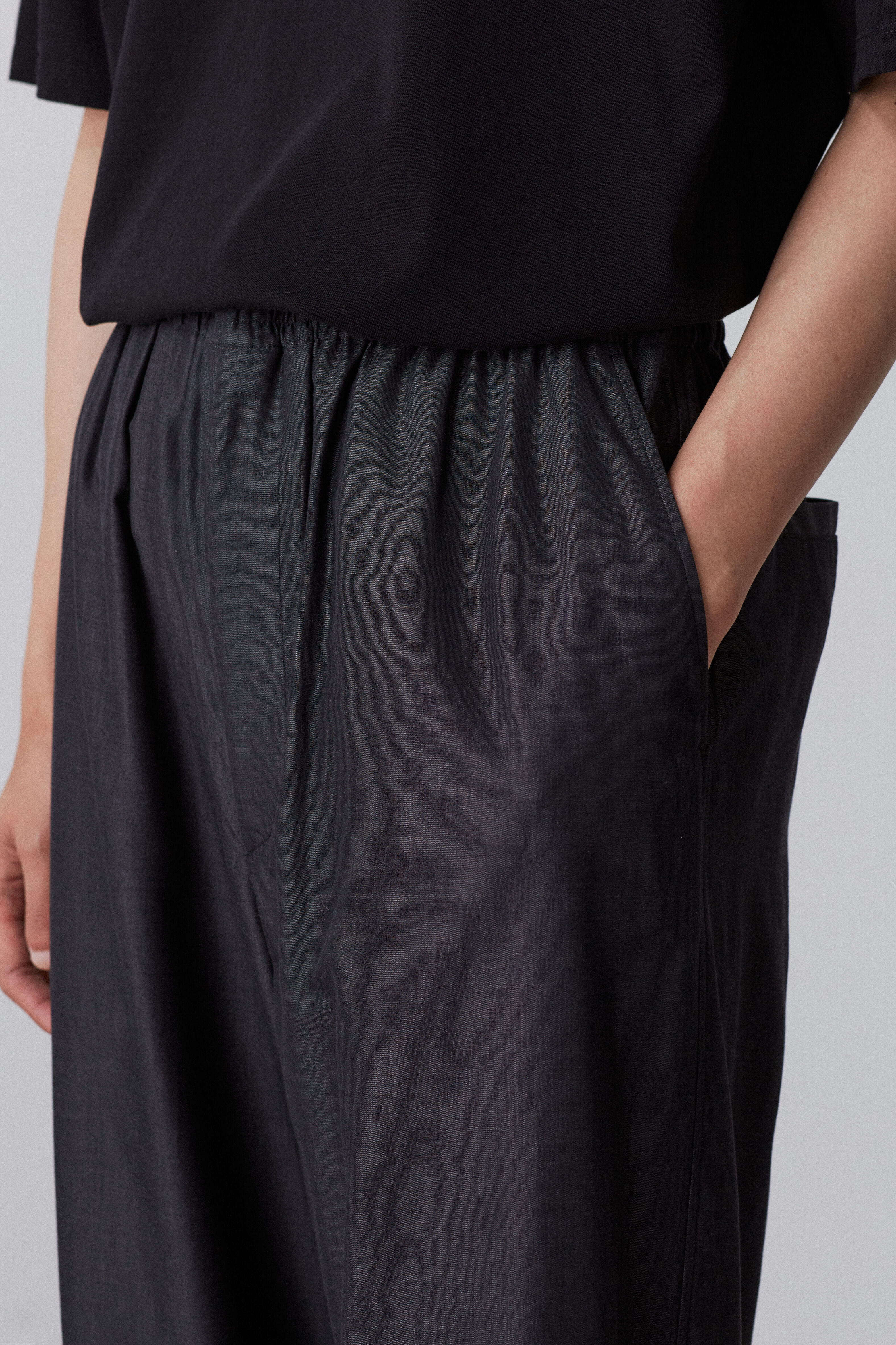 YLEVE 「YLEVE / SILK CHAMBRAY TROUSERS」|その他|