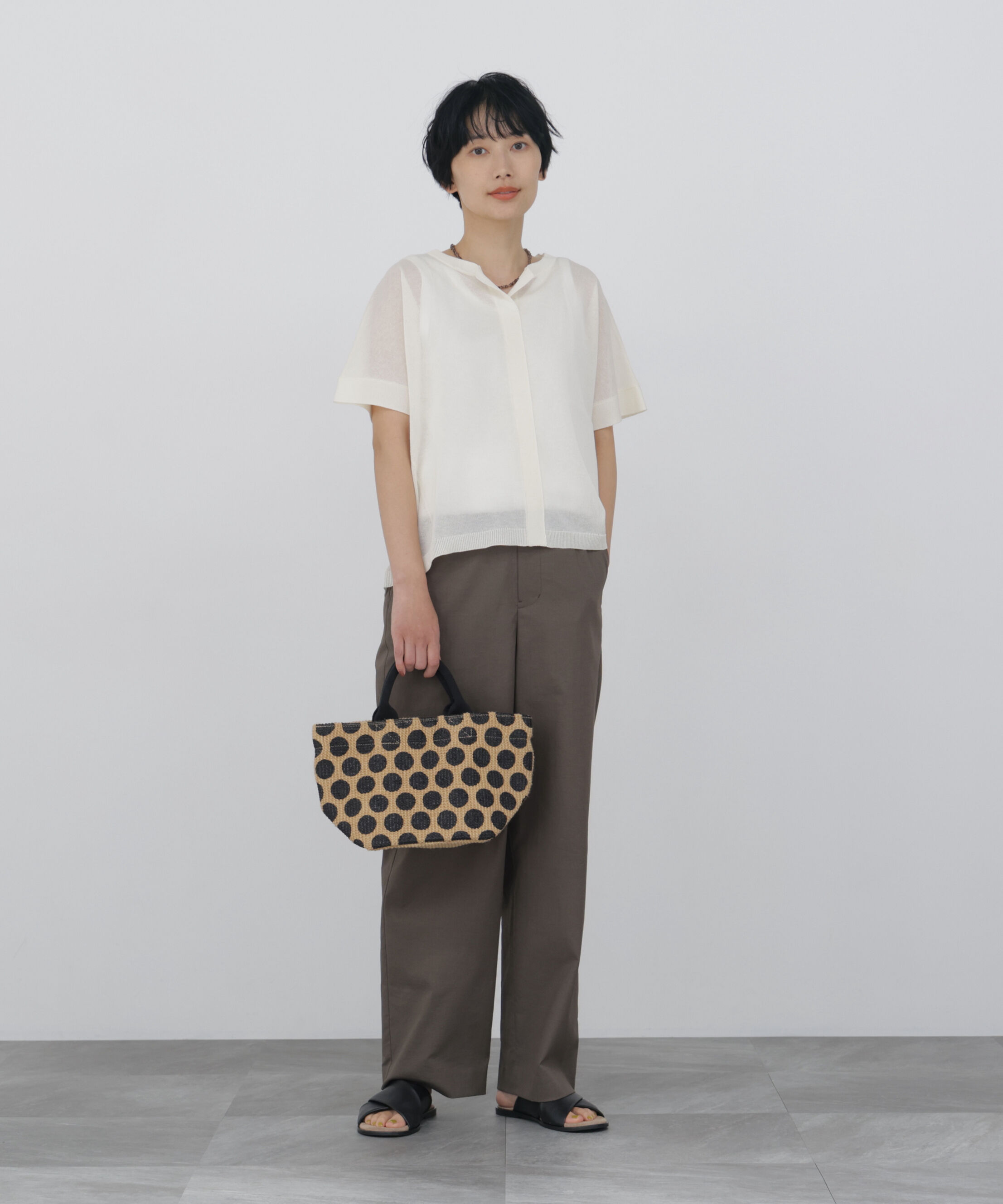  「◆≪名品 / 洗える≫ シアーハイゲージキーネックプルオーバー」|ニット・セーター|