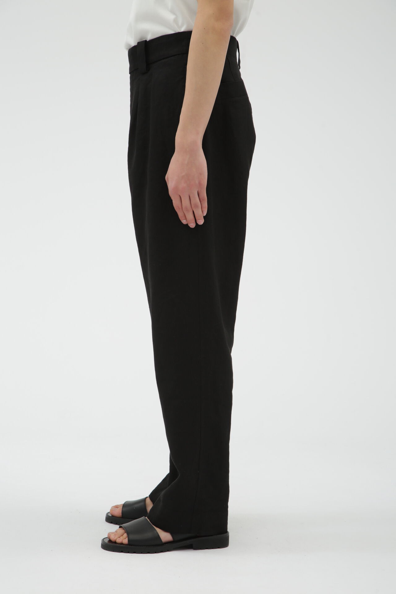 MARGARET HOWELL「LINEN CANVAS TROUSERS」|その他|