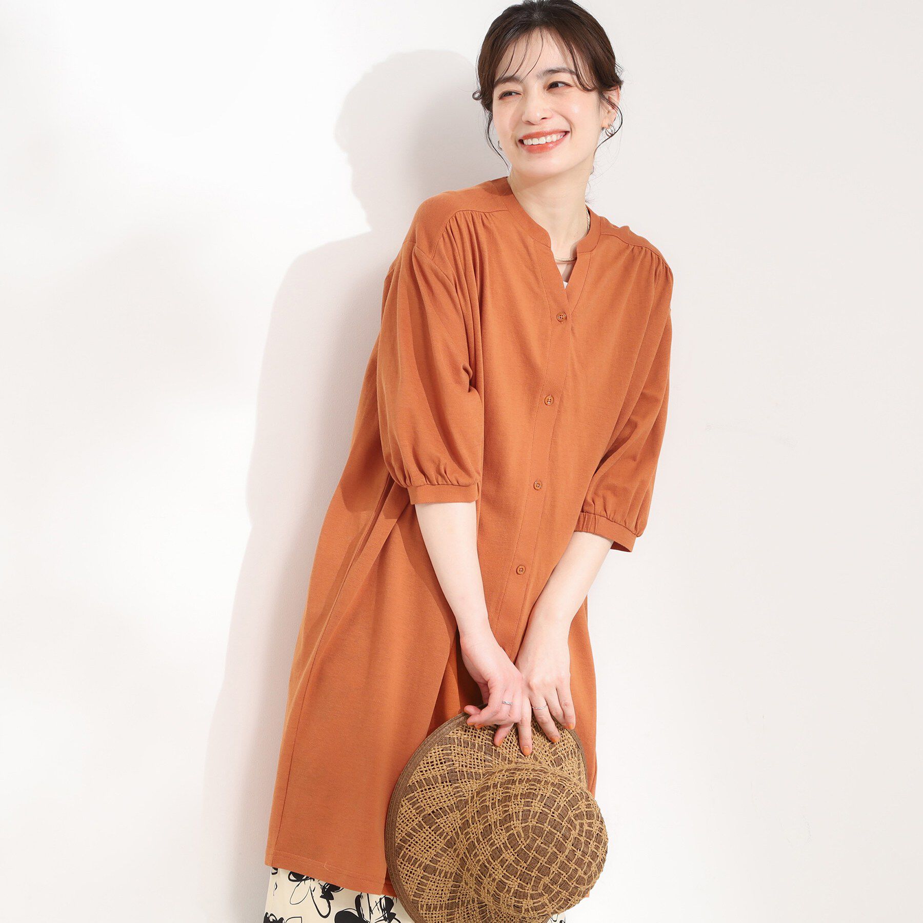 SHOO･LA･RUE「【洗濯機可/S-LL】1枚でも羽織でも キーネックシャツワンピース」|ワンピース|オレンジ(067)
