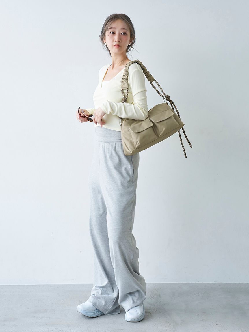 emmi atelier「【W&T】ワイドイージーパンツ」|チノ|