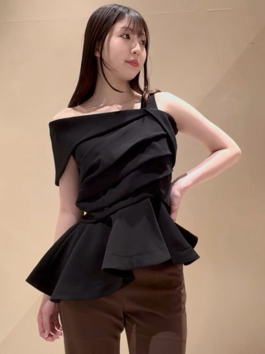FRAY I.D「オフショルカラーアシメペプラムトップス」|Tシャツ・カットソー|BLK