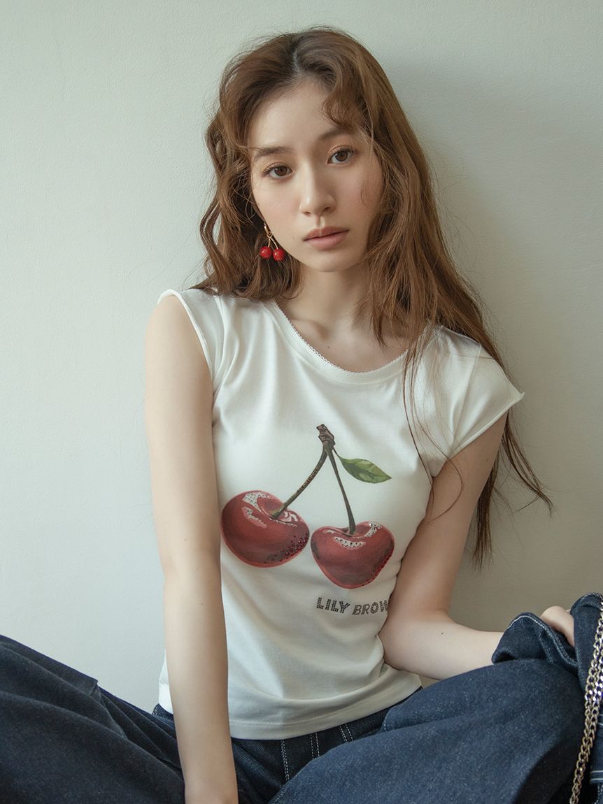 LILY BROWN「[L.B CANDY STOCK]フルーツビジューTシャツ」|Tシャツ・カットソー|RED
