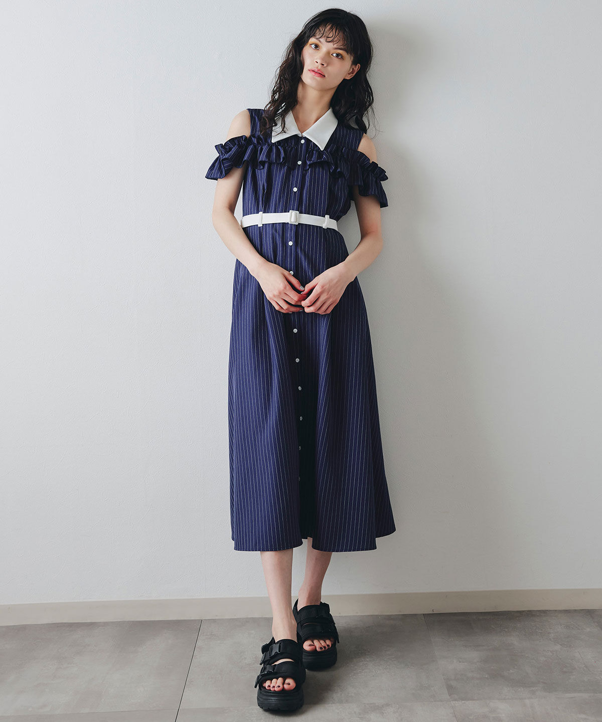 REDYAZEL「クレリックオフショルフリルシャツロングワンピース」|ワンピース|ネイビー