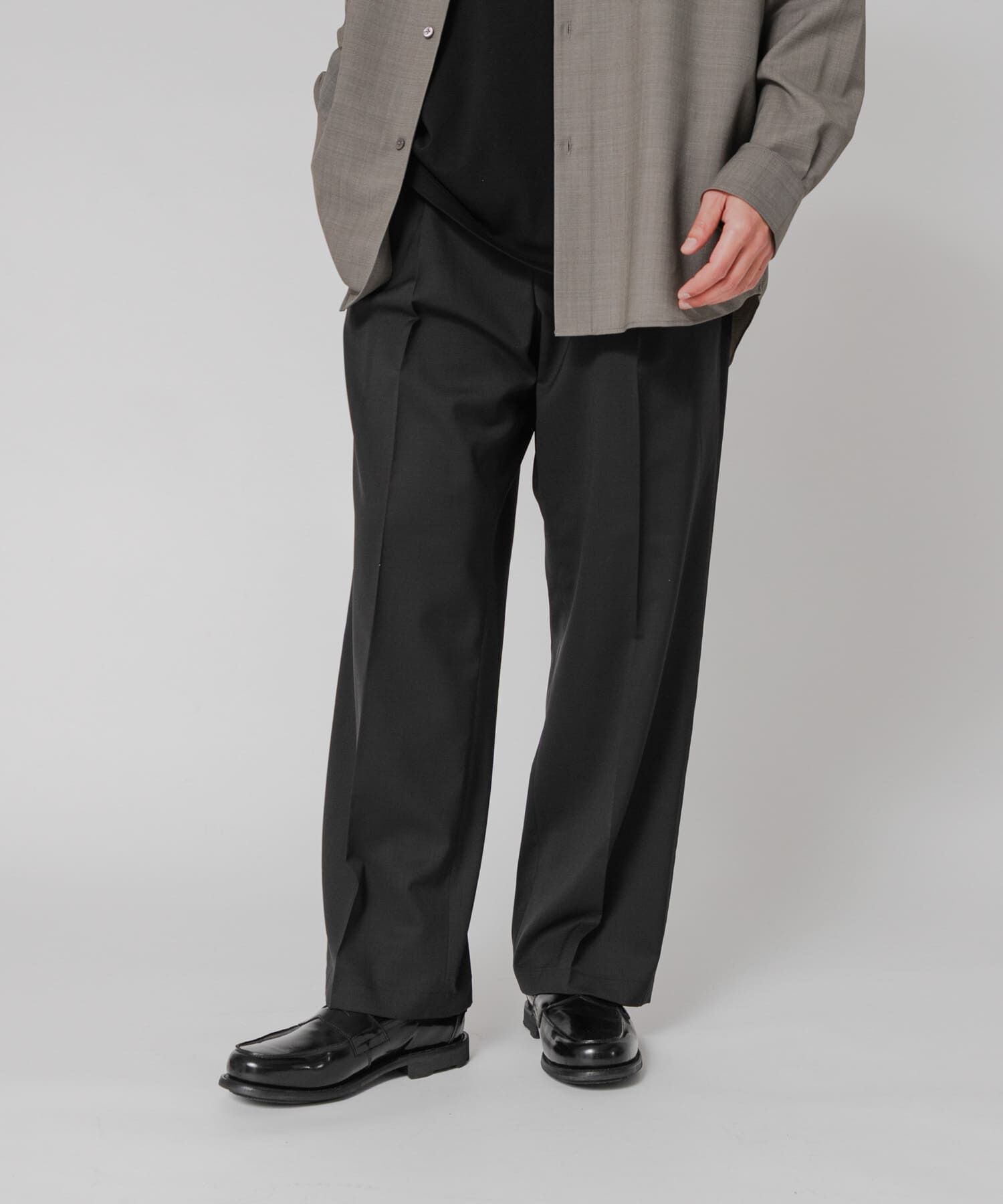URBAN RESEARCH「『洗濯可/防シワ/接触冷感』WASHABLE WOOL EASY TROUSER」|その他|ブラック