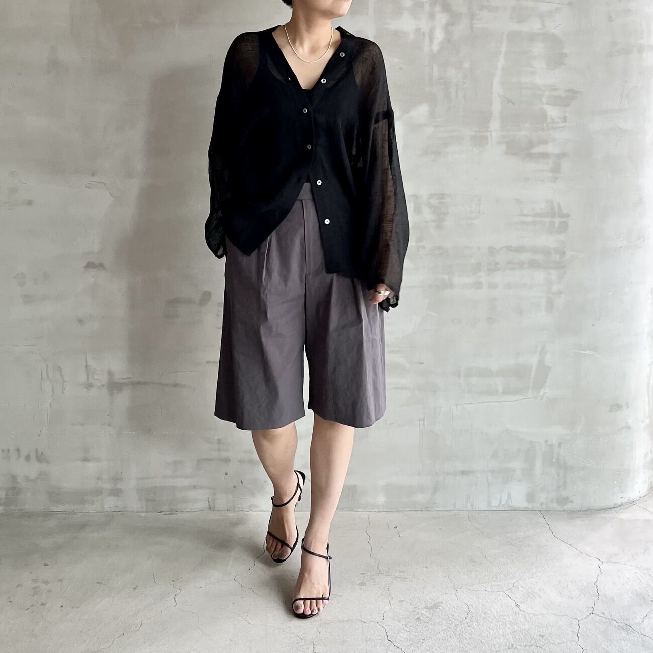 HELIOPOLE「HELIOPOLE the Editor PT(bio linen Bermuda)」|チノ|
