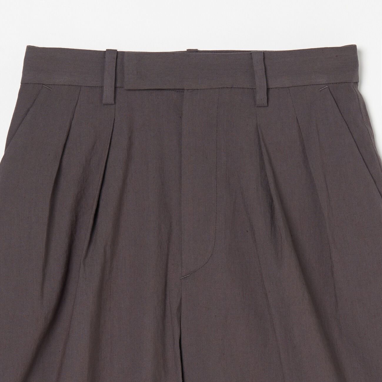 HELIOPOLE「HELIOPOLE the Editor PT(bio linen Bermuda)」|チノ|