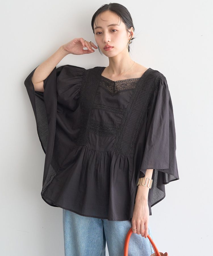 earth music&ecology「【WEB・一部店舗限定】レース&ピンタックポンチョ」|シャツ・ブラウス|