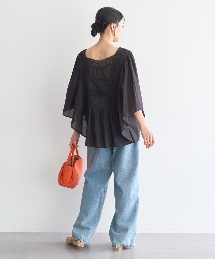 earth music&ecology「【WEB・一部店舗限定】レース&ピンタックポンチョ」|シャツ・ブラウス|