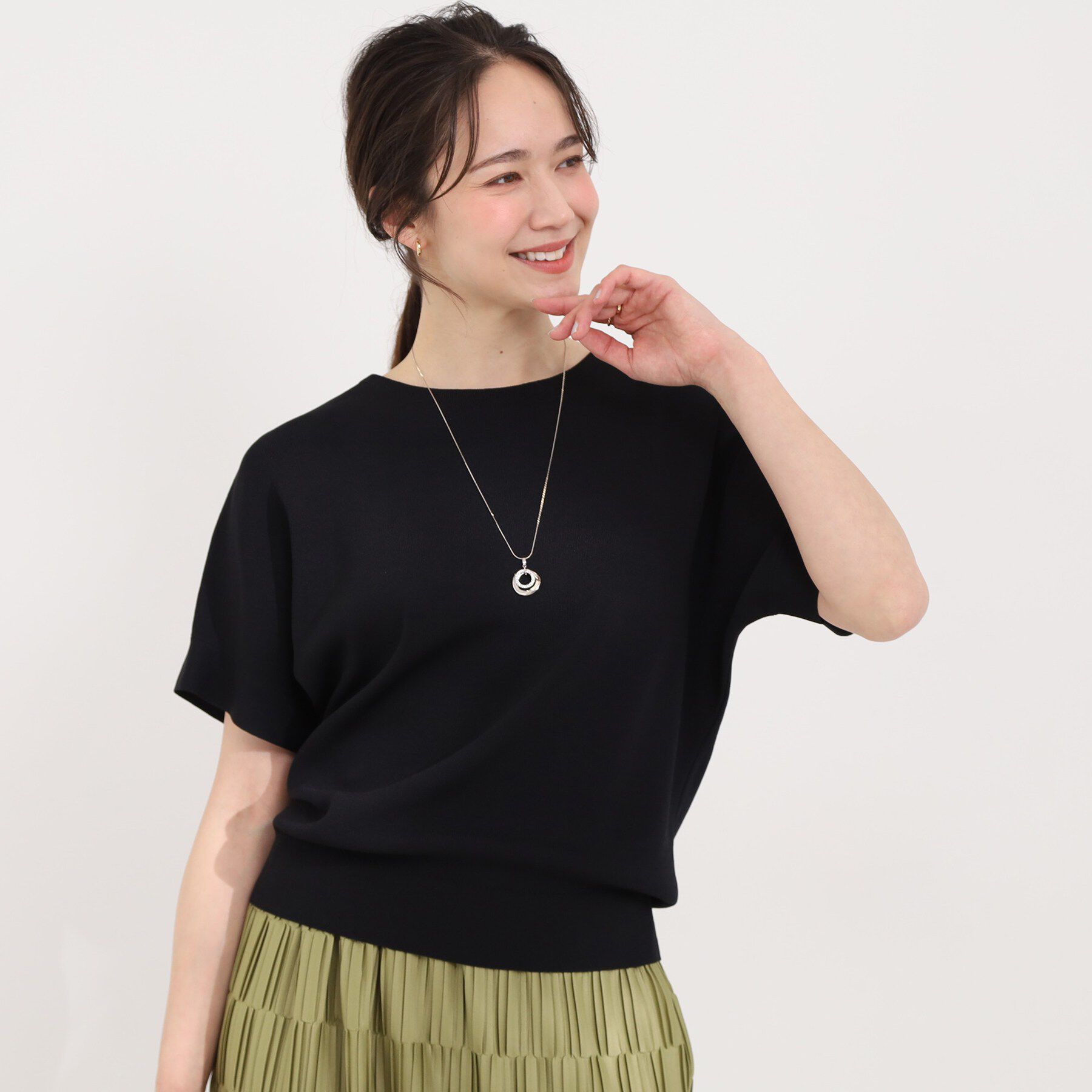 SHOO･LA･RUE「【毎日洗える/ひんやり/UV】二の腕隠れる さらっとドルマン半袖ニット」|ニット・セーター|