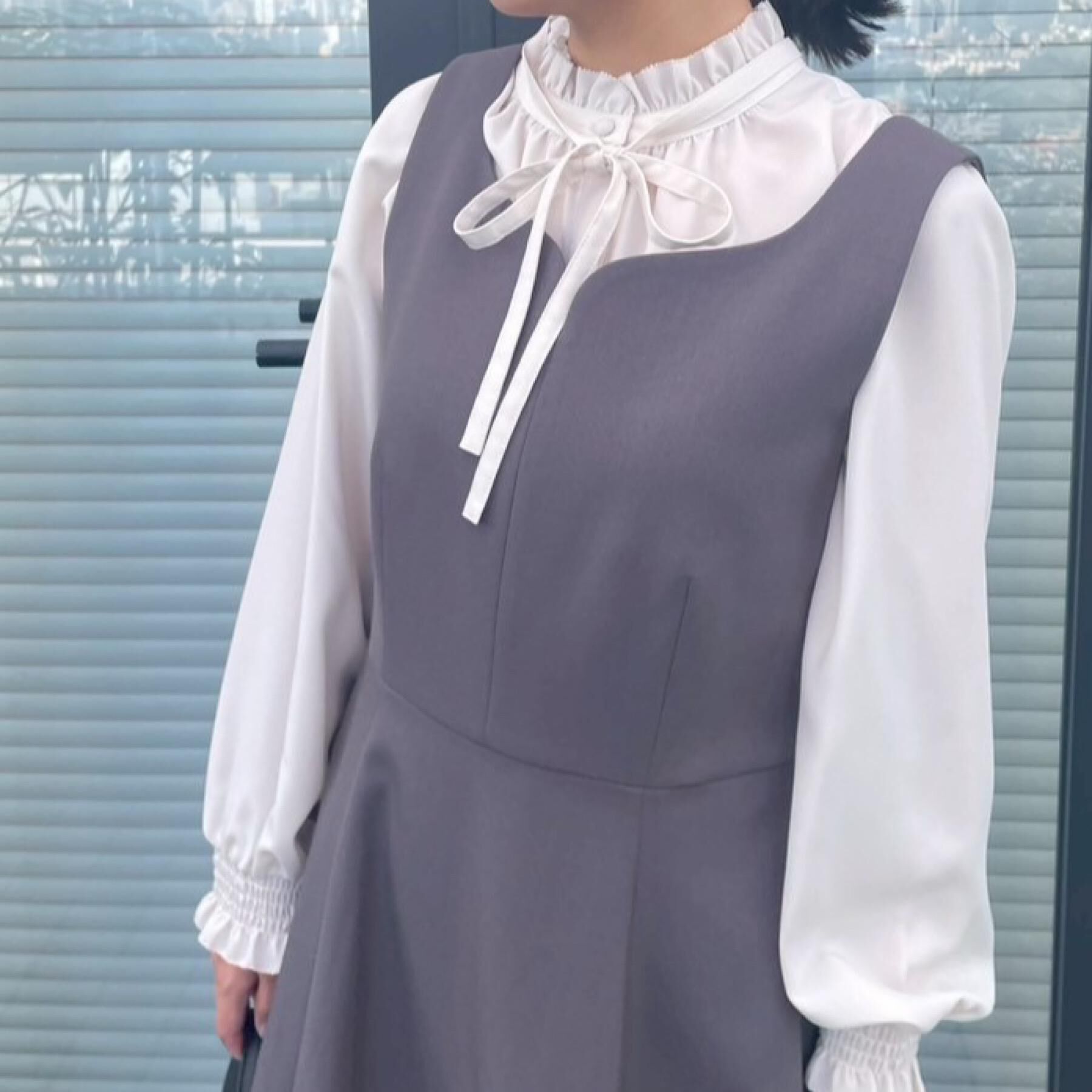 Couture broach「【フェミニン・通勤】タイ付きピコフリルブラウス」|シャツ・ブラウス|