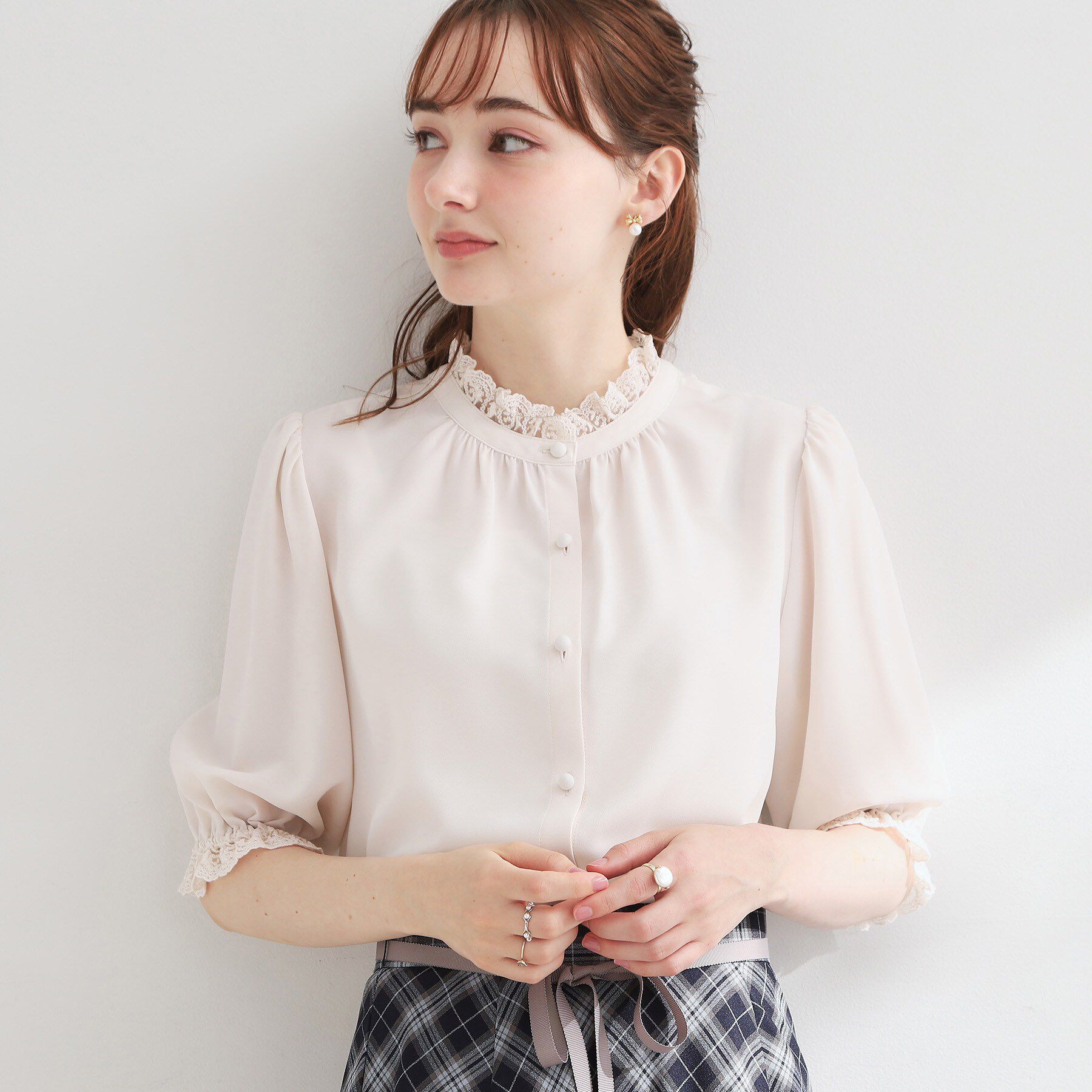 Couture broach「【大人上品・前後2WAY】エンブロレース 5分袖ブラウス【洗濯機可】」|シャツ・ブラウス|