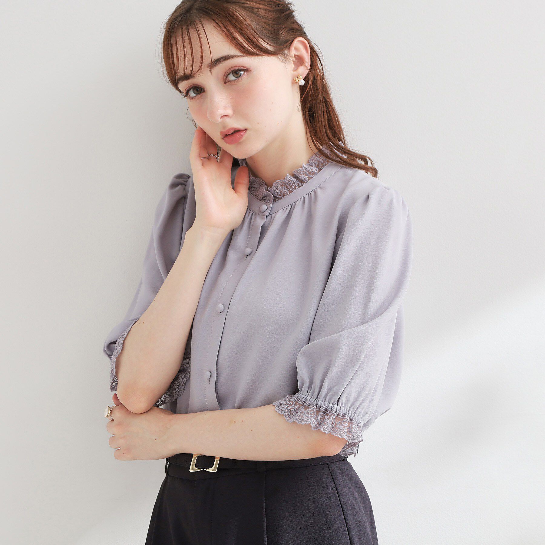 Couture broach「【大人上品・前後2WAY】エンブロレース 5分袖ブラウス【洗濯機可】」|シャツ・ブラウス|サックスブルー(09