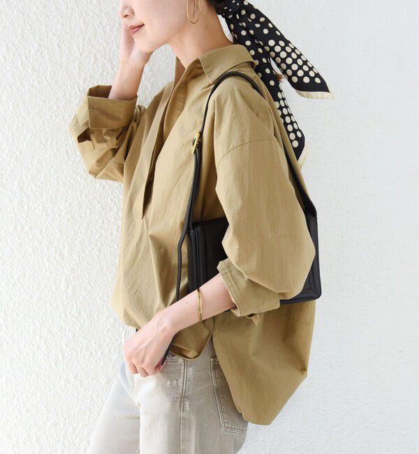 SHIPS for women「《予約》〈手洗い可能〉近江晒 サイド スリット スキッパー シャツ」|シャツ・ブラウス|ベージュ系