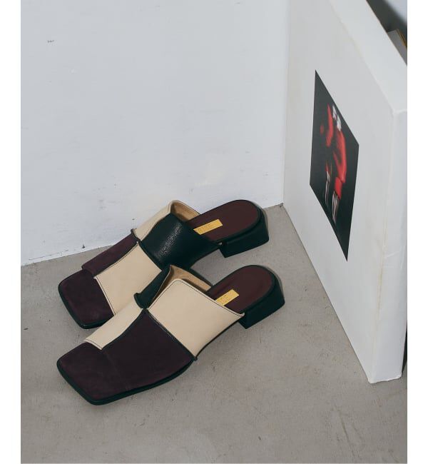 GRISE「《WEB+一部店舗限定》GRISEレザースクエアクロスシームミュールサンダル」|サンダル|