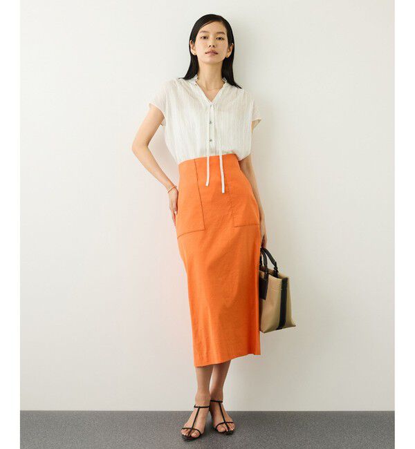 ROPE「【WEB限定カラー】スタンドフリルスキッパーブラウス(無地・ピンストライプ)/イージーケア」|シャツ・ブラウス|