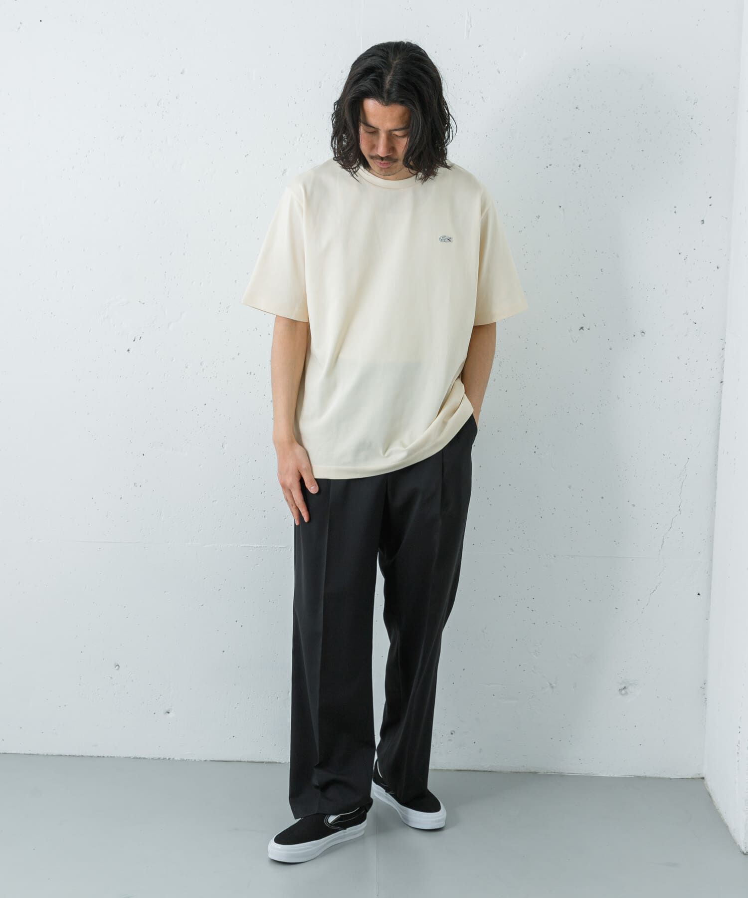 URBAN RESEARCH「LACOSTE　アウトラインクロッククルーネックTシャツ」|Tシャツ・カットソー|