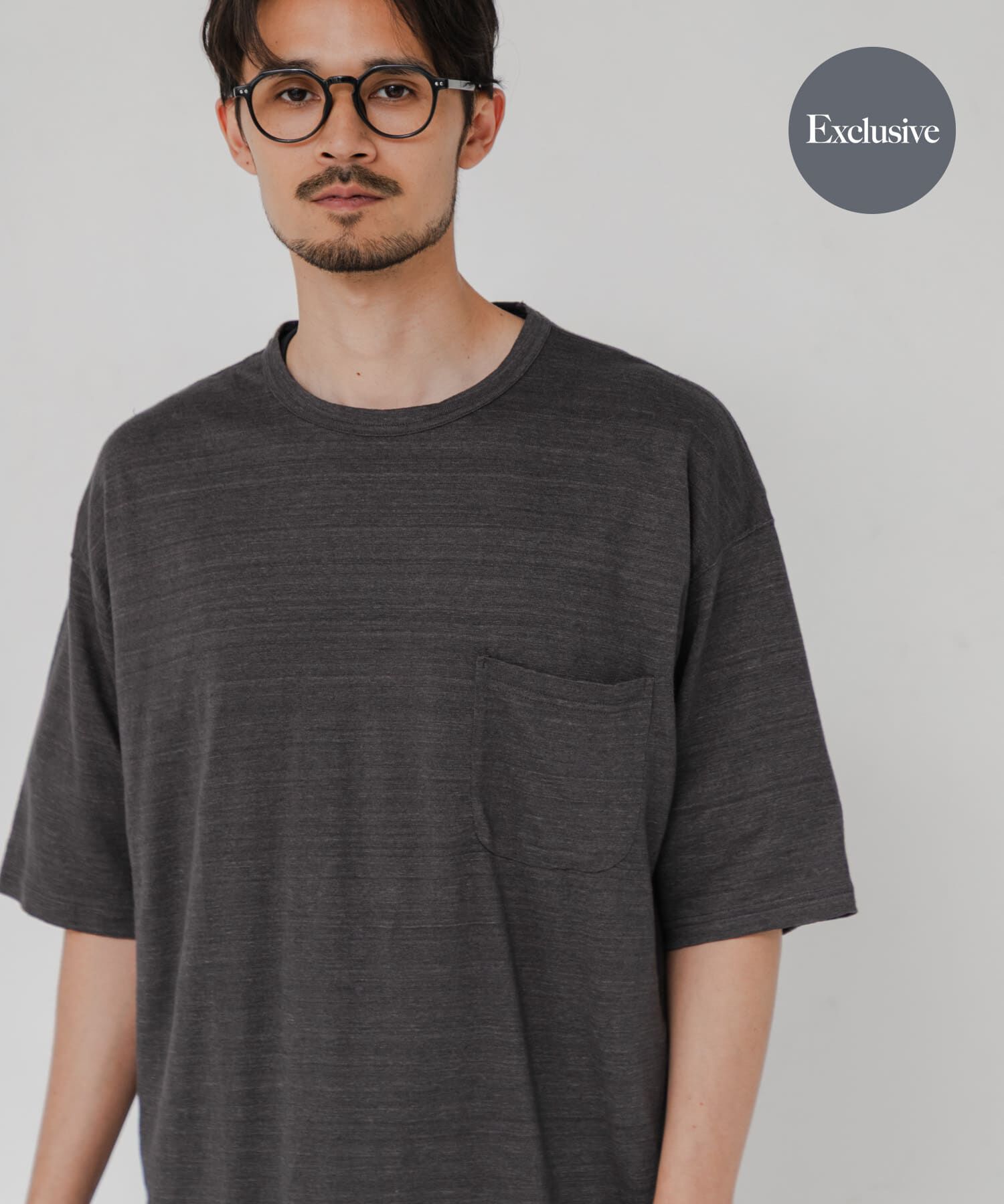 URBAN RESEARCH「『別注』YLEVE&times;URBAN RESEARCH　LINEN POCKET T-SHIRTS」|Tシャツ・カットソー|チャコールグレー