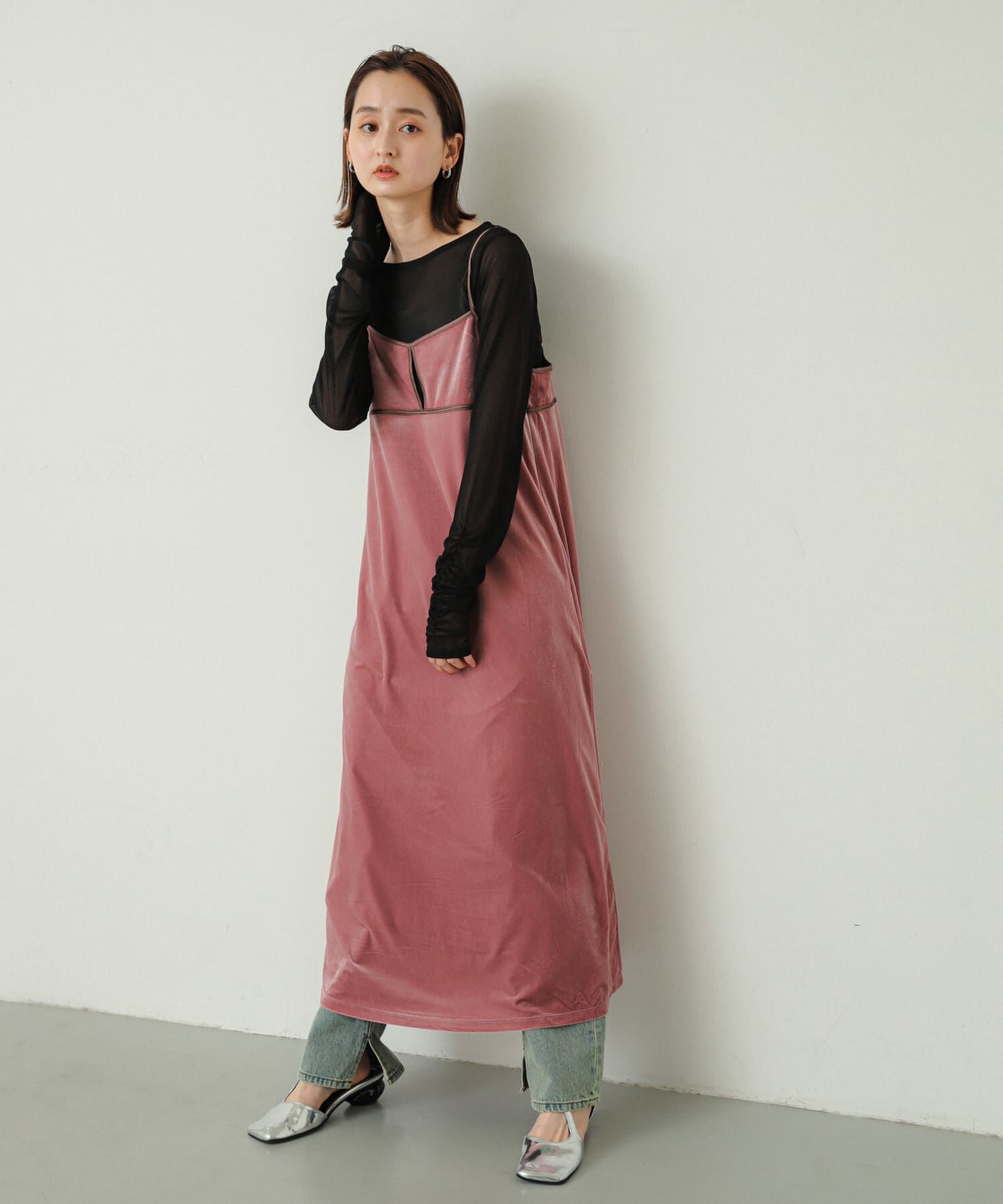 SENSE OF PLACE by URBAN RESEARCH「フロントスリットベロアキャミワンピース」|ワンピース|