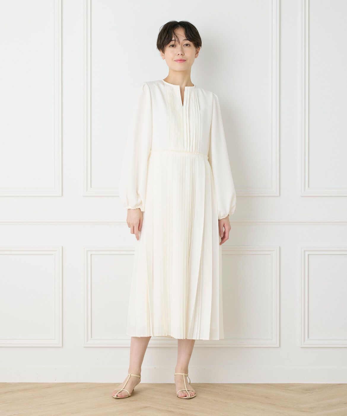 INED「《大きいサイズ》クラシックプリーツワンピース《la veille by SUPERIOR CLOSET》」|ワンピース|