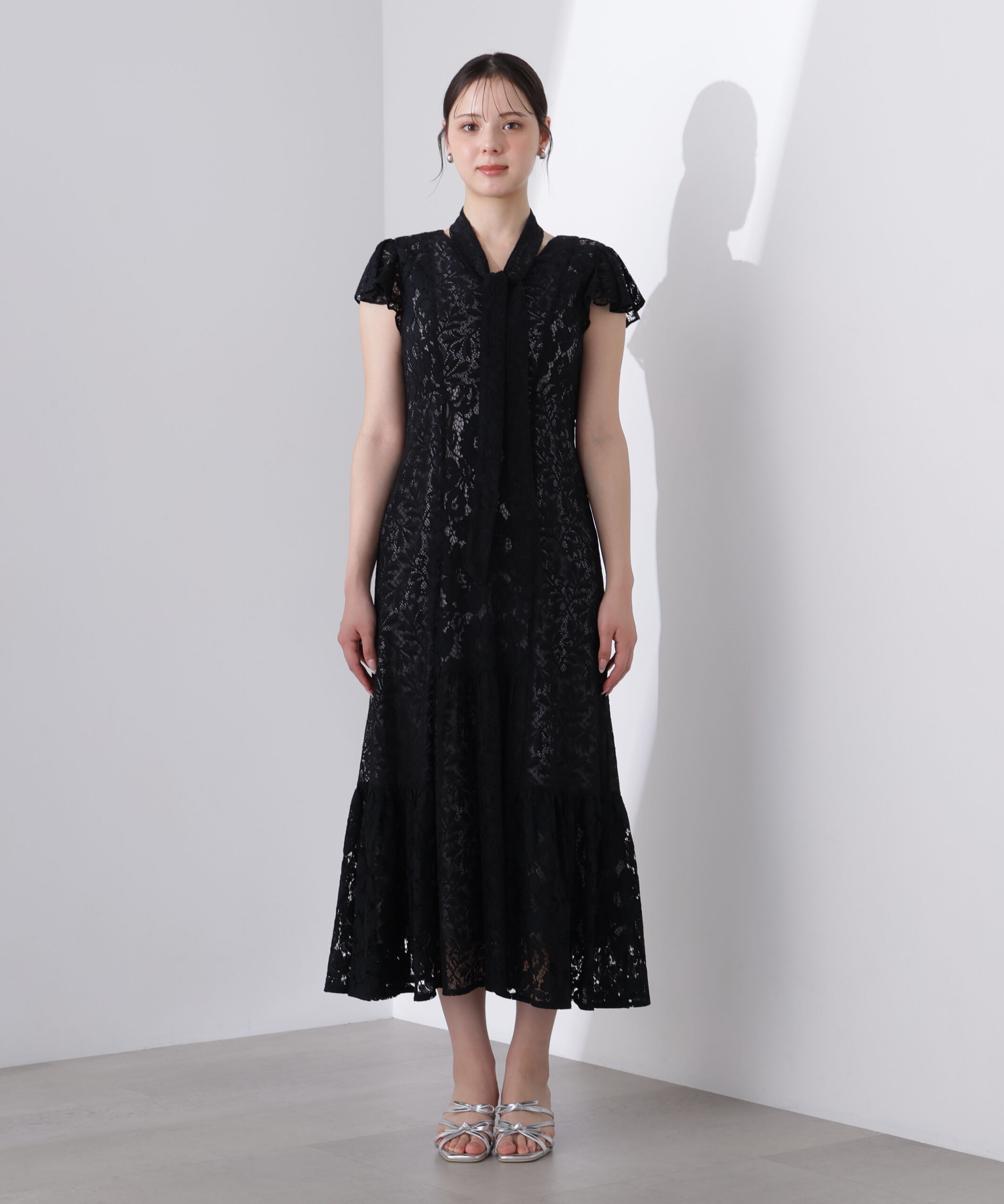 PROPORTION BODY DRESSING「〈Lou Lou fee（ルルーフェ）〉タイ付きレースワンピース」|ワンピース|