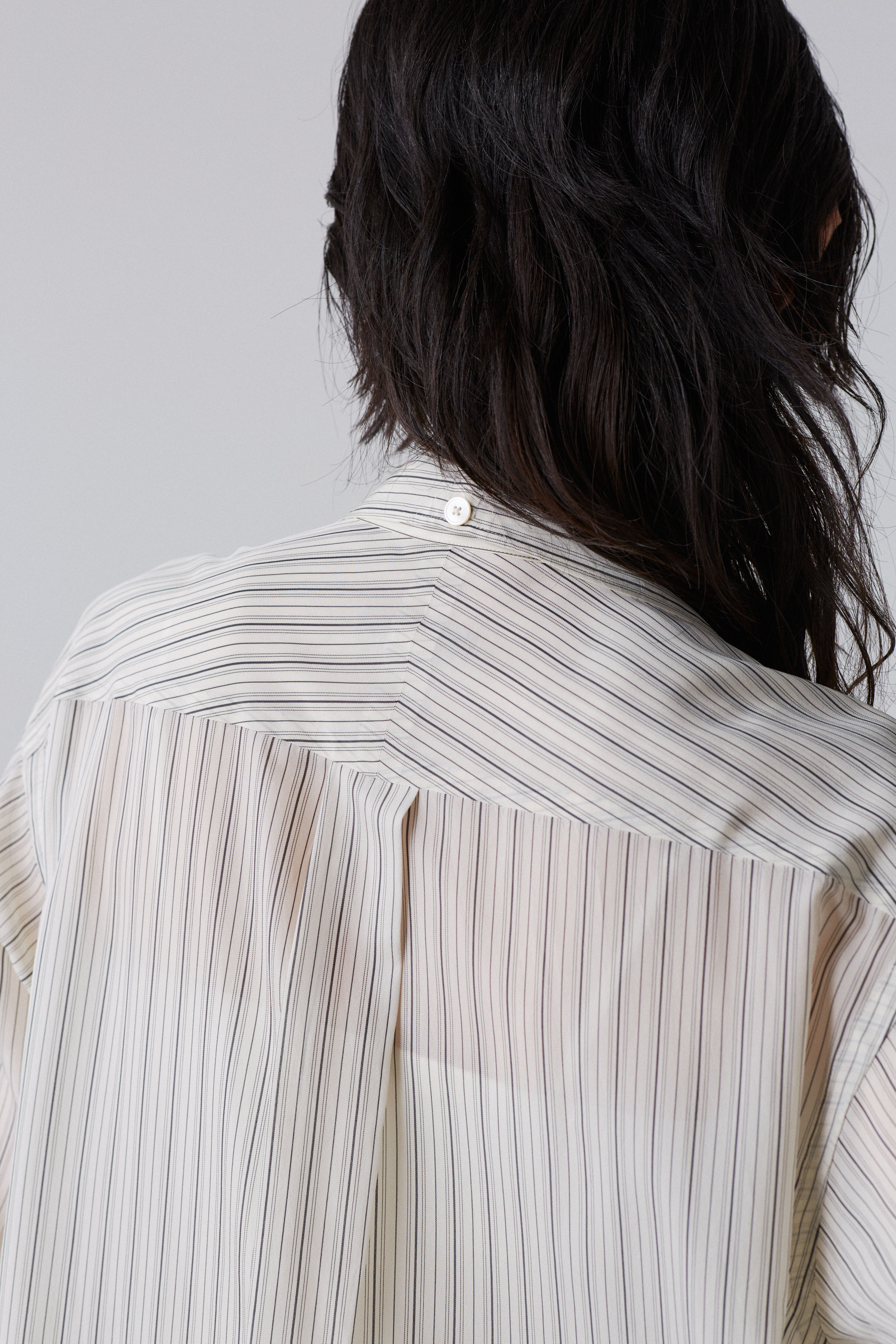 YLEVE 「YLEVE / ACETATE CUPRA STRIPE ONE PIECE」|ワンピース|