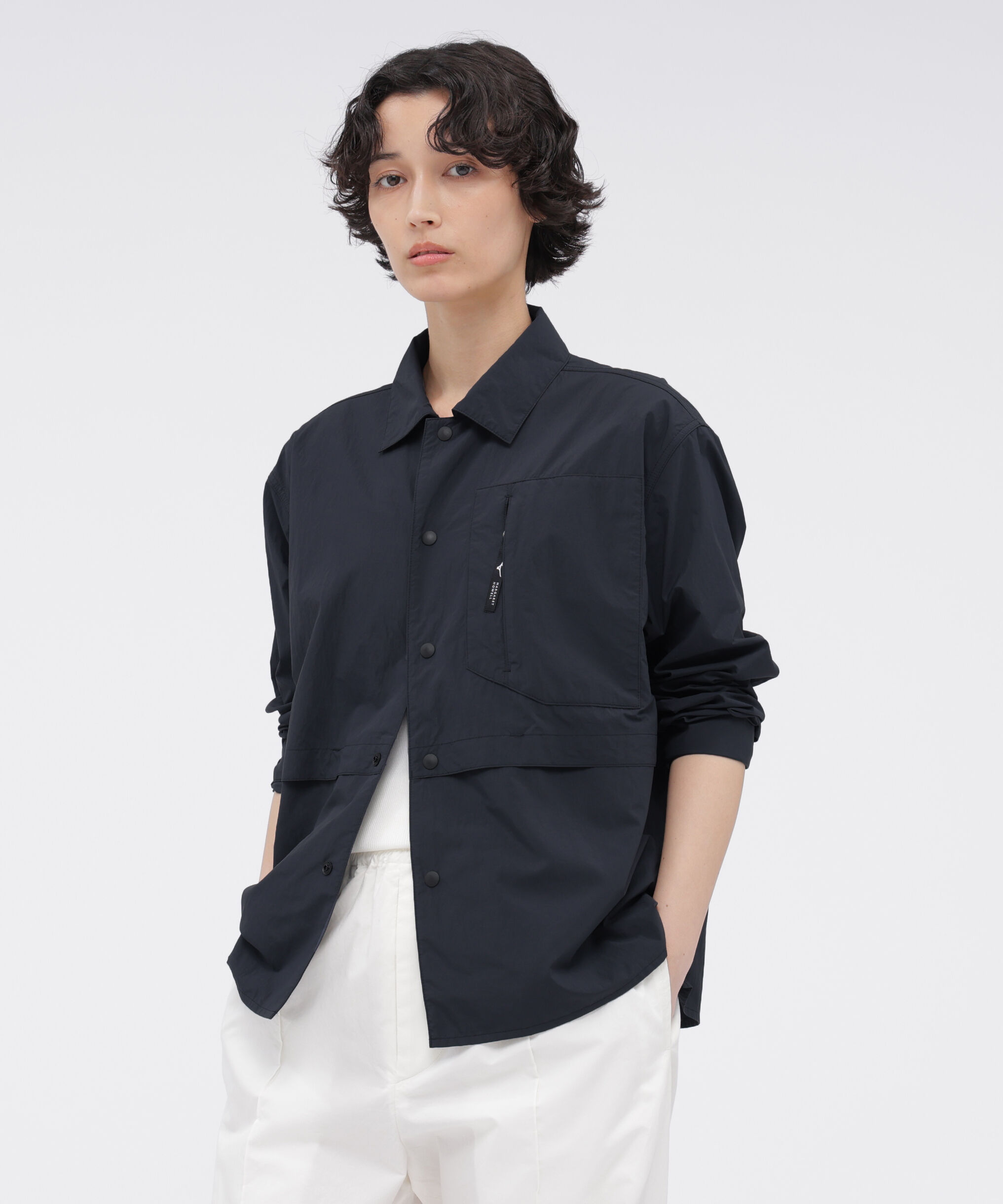  「RECYCLED TASLAN NYLON TAFFETA SHIRT/#REF!」|Tシャツ・カットソー|DARK NAVY1