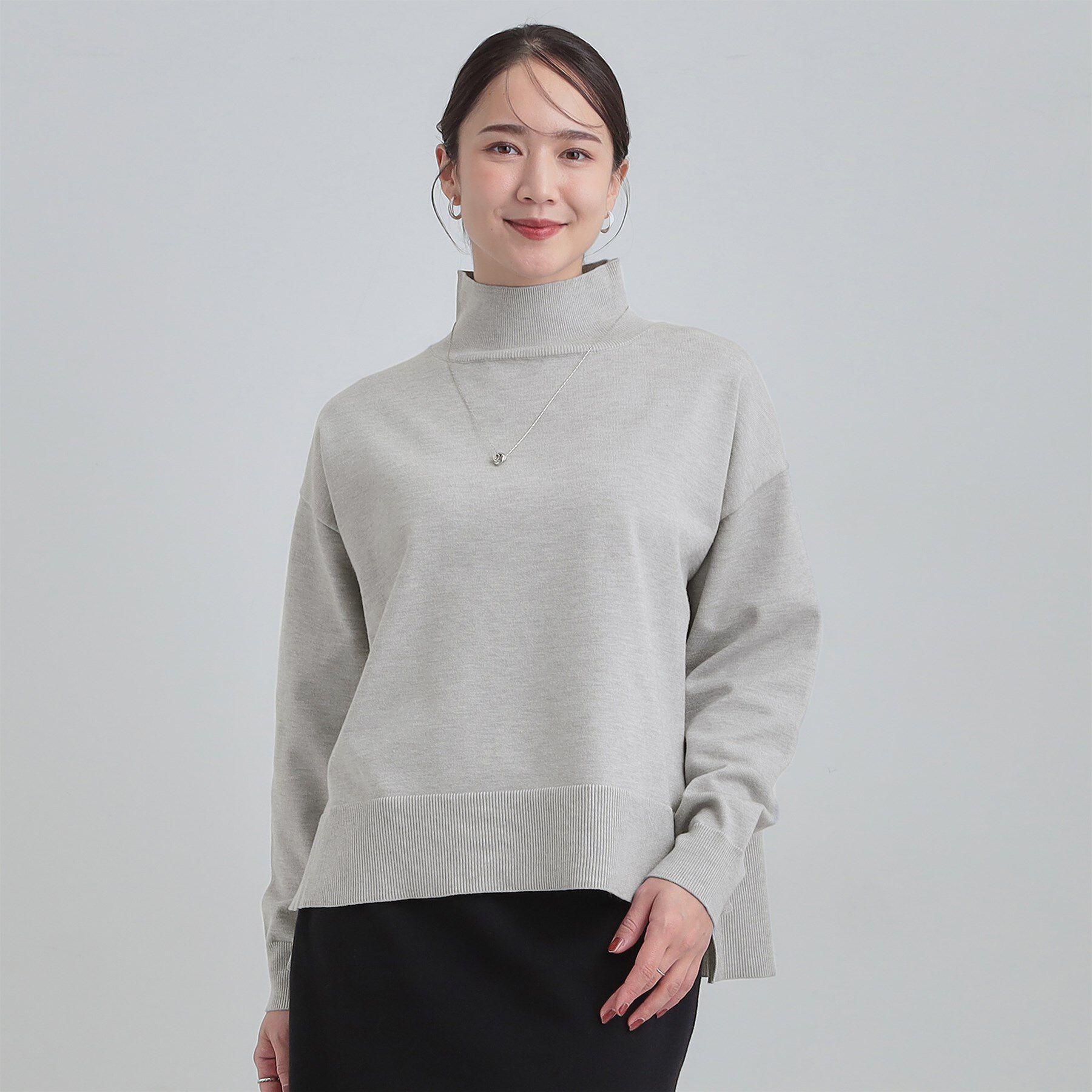 SHOO･LA･RUE「【2点セット/洗濯機可/S-LL】着回しがきく もちもちハイネックニット+裾シャツインナー」|ニット・セーター|